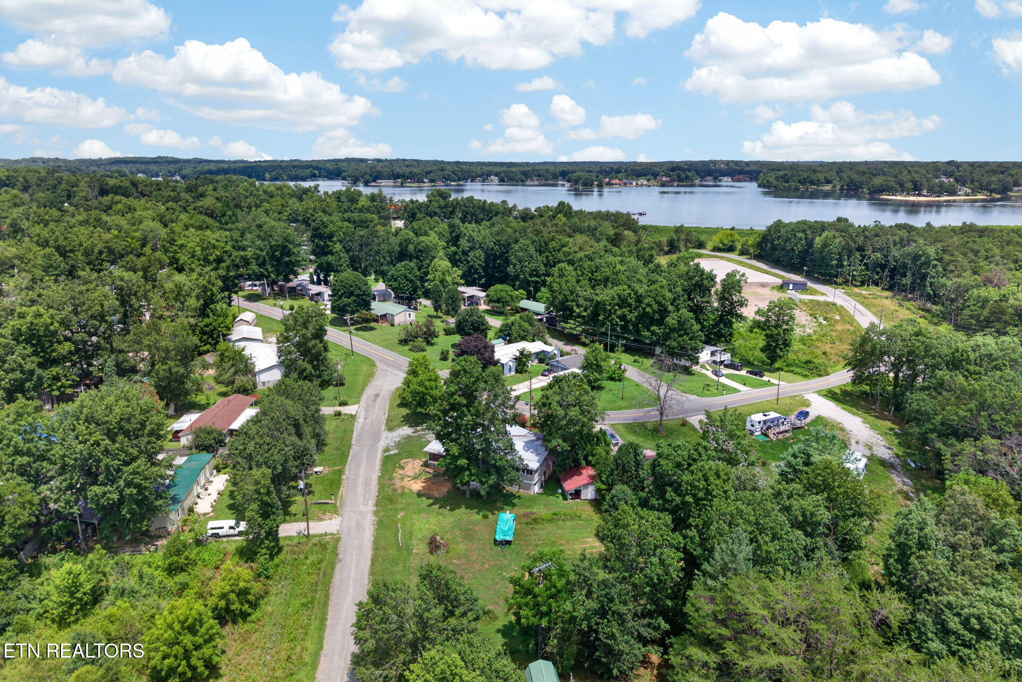 9256 Cherokee Trail Crossville TN 38572