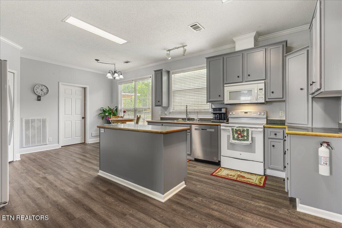 687 E Farrell Street Niota TN 37826