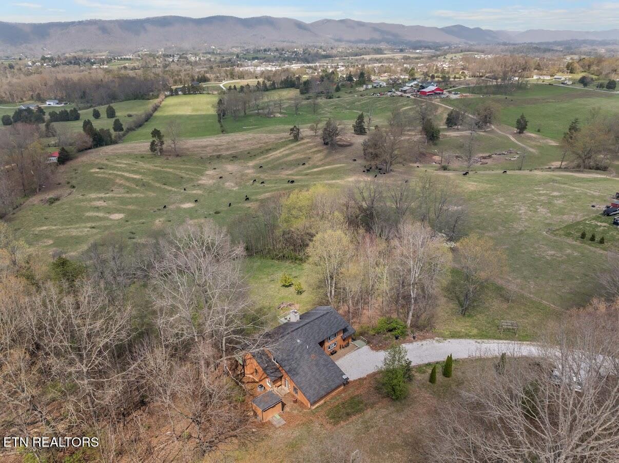 770 Mount Paran Road Jacksboro TN 37757