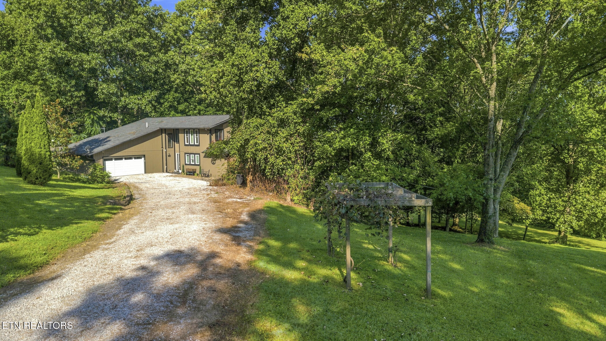 770 Mount Paran Road Jacksboro TN 37757