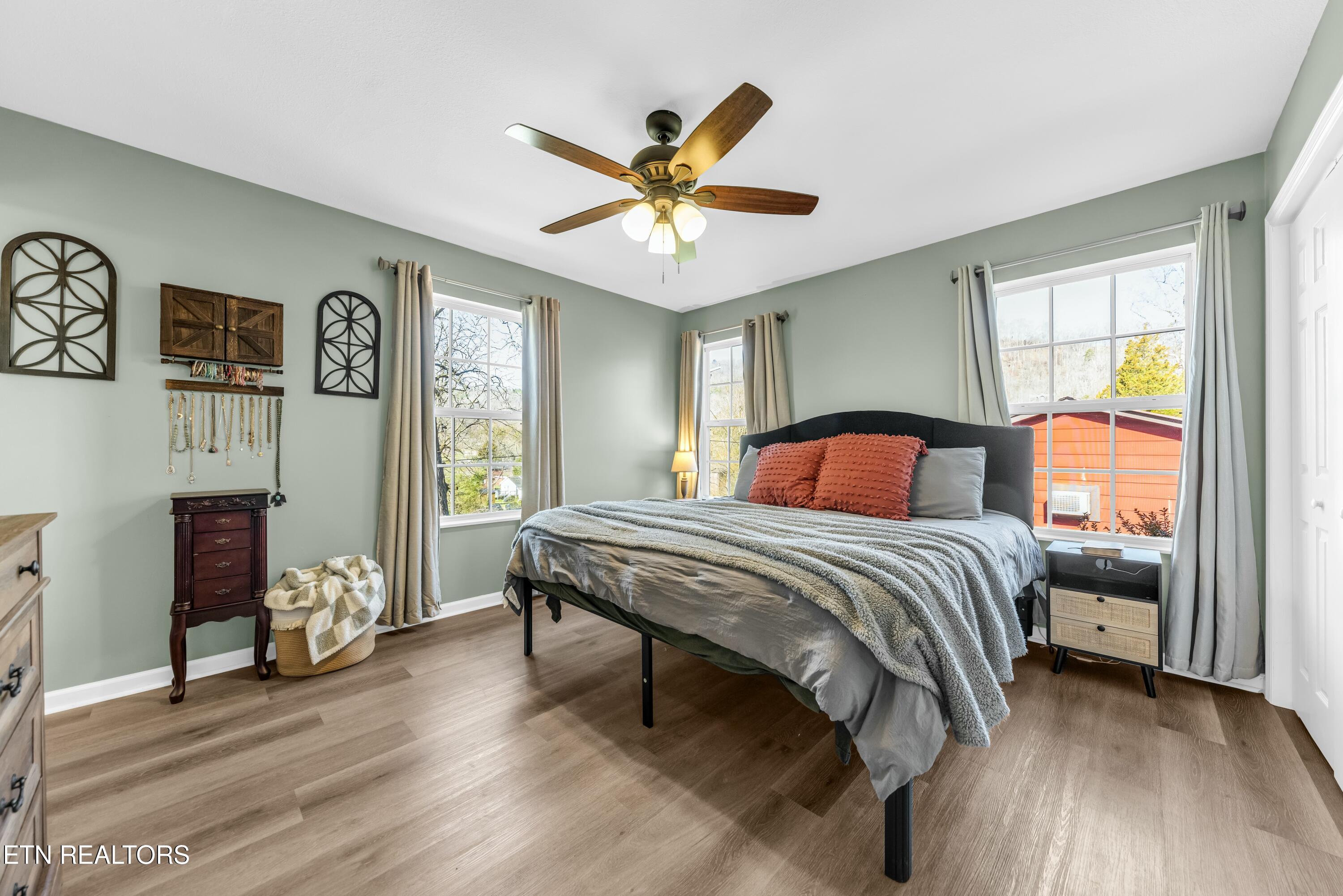 626 Kansas Lane Oliver Springs TN 37840