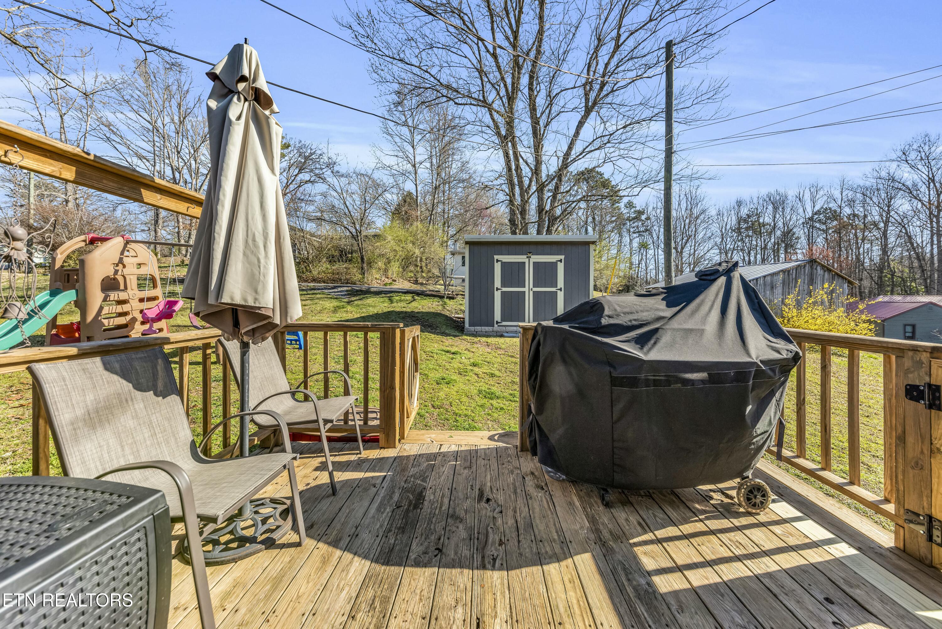 626 Kansas Lane Oliver Springs TN 37840