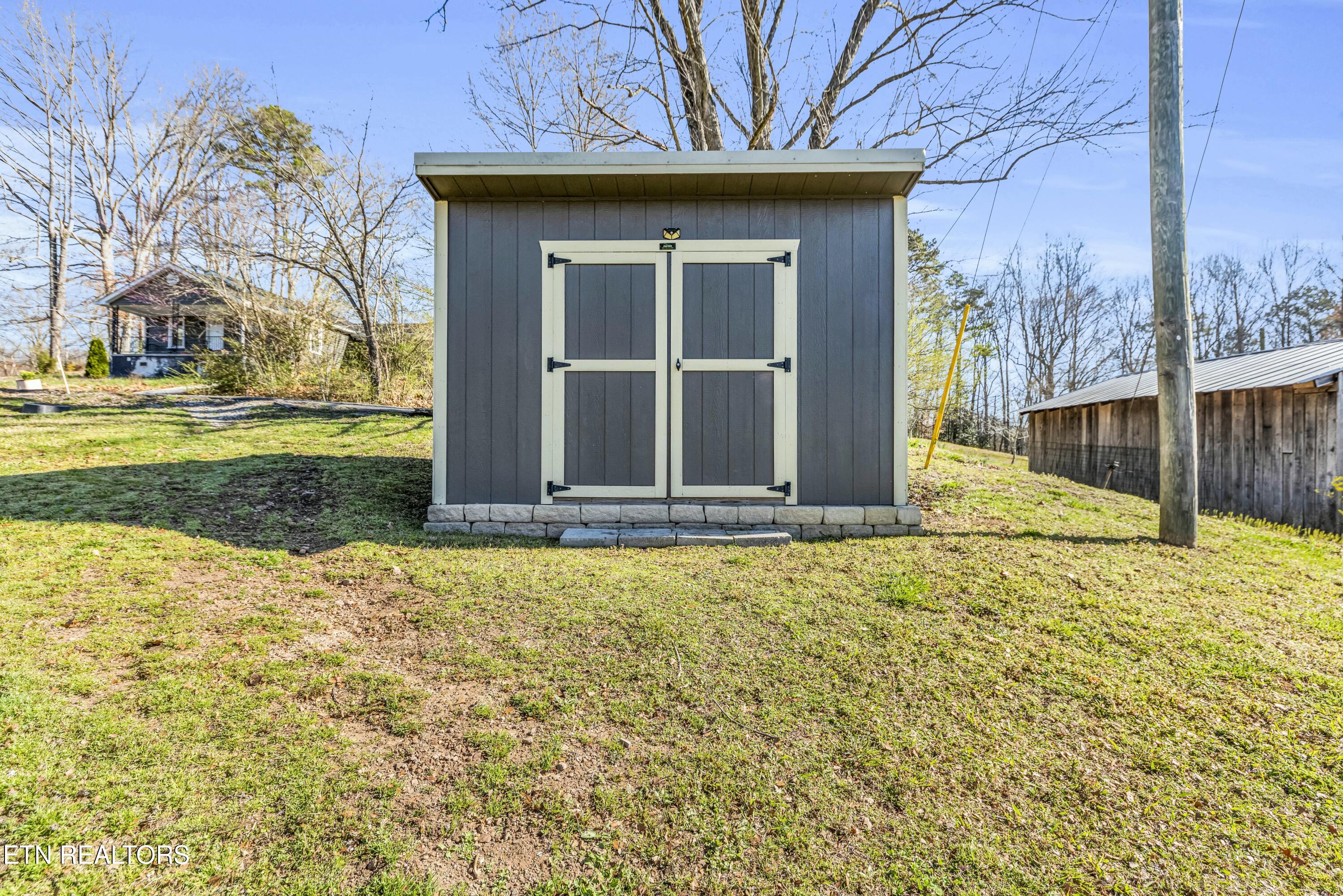 626 Kansas Lane Oliver Springs TN 37840