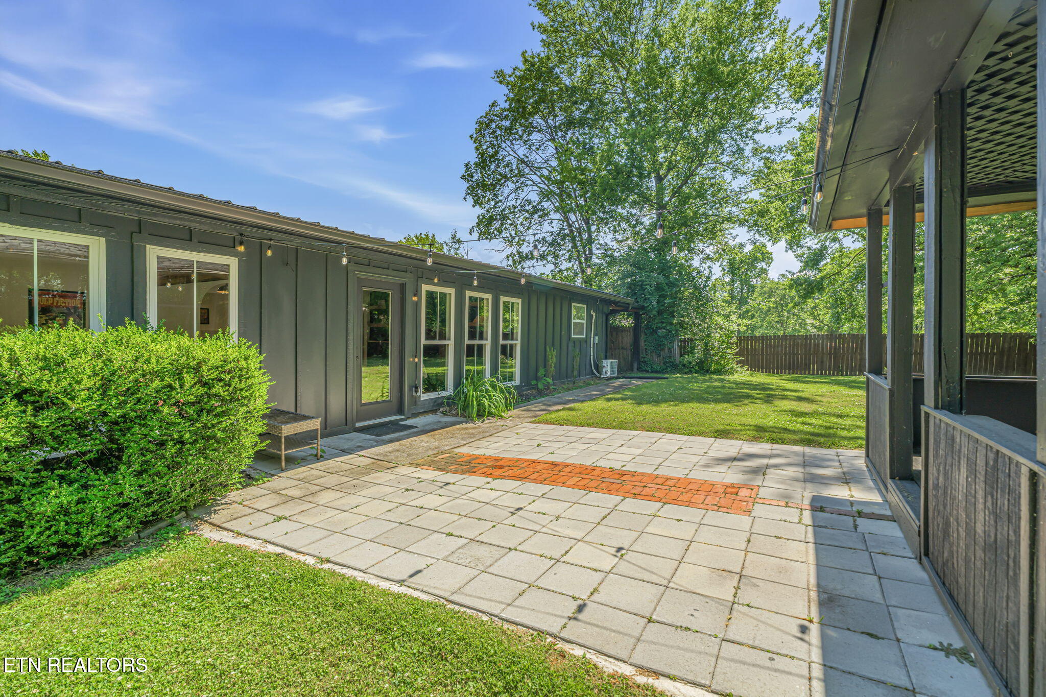 329 Sarvis Drive Knoxville TN 37920