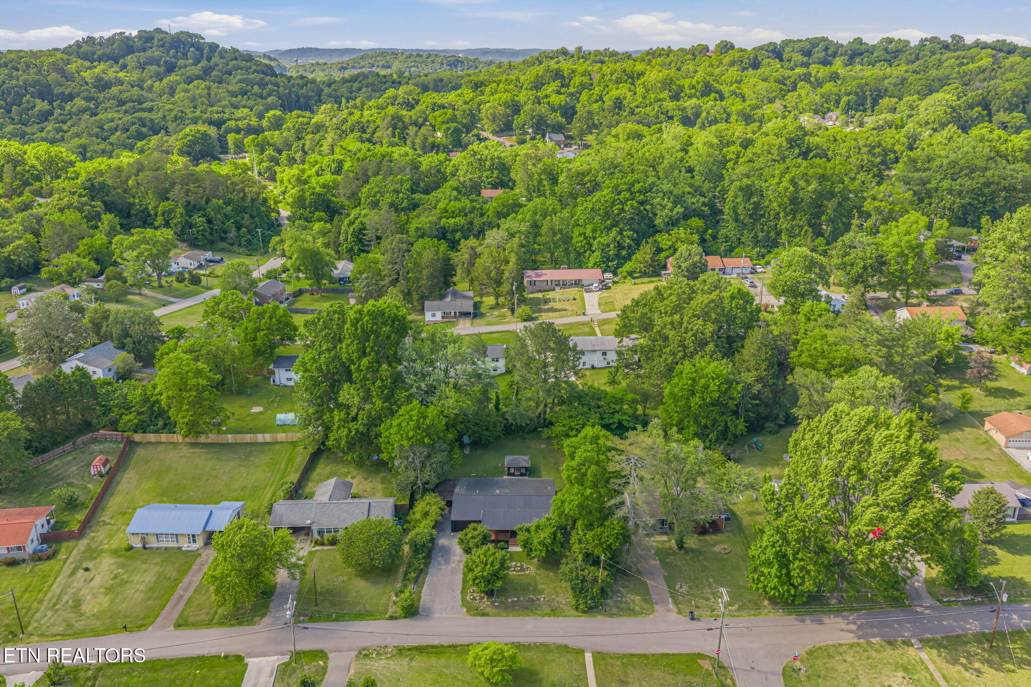 329 Sarvis Drive Knoxville TN 37920