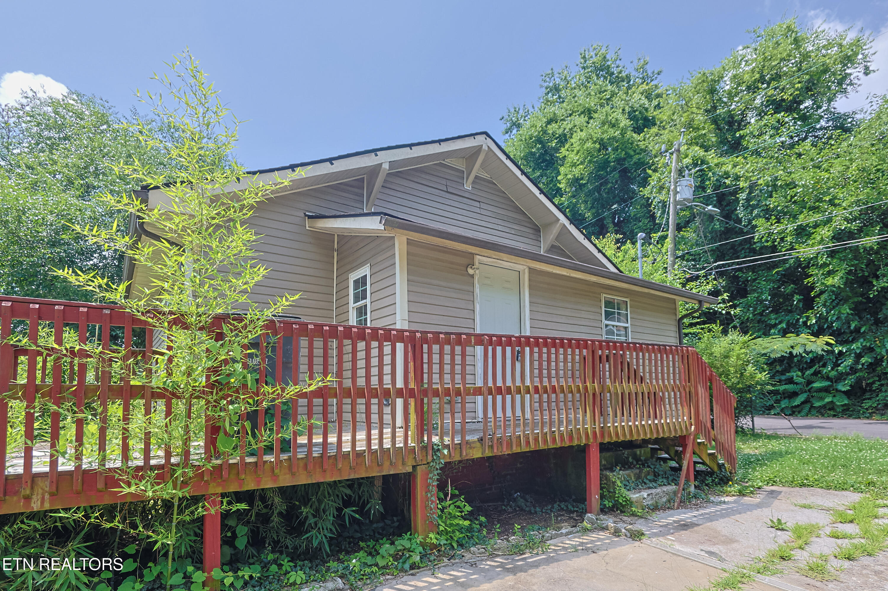 2201 Barker Avenue Knoxville TN 37915