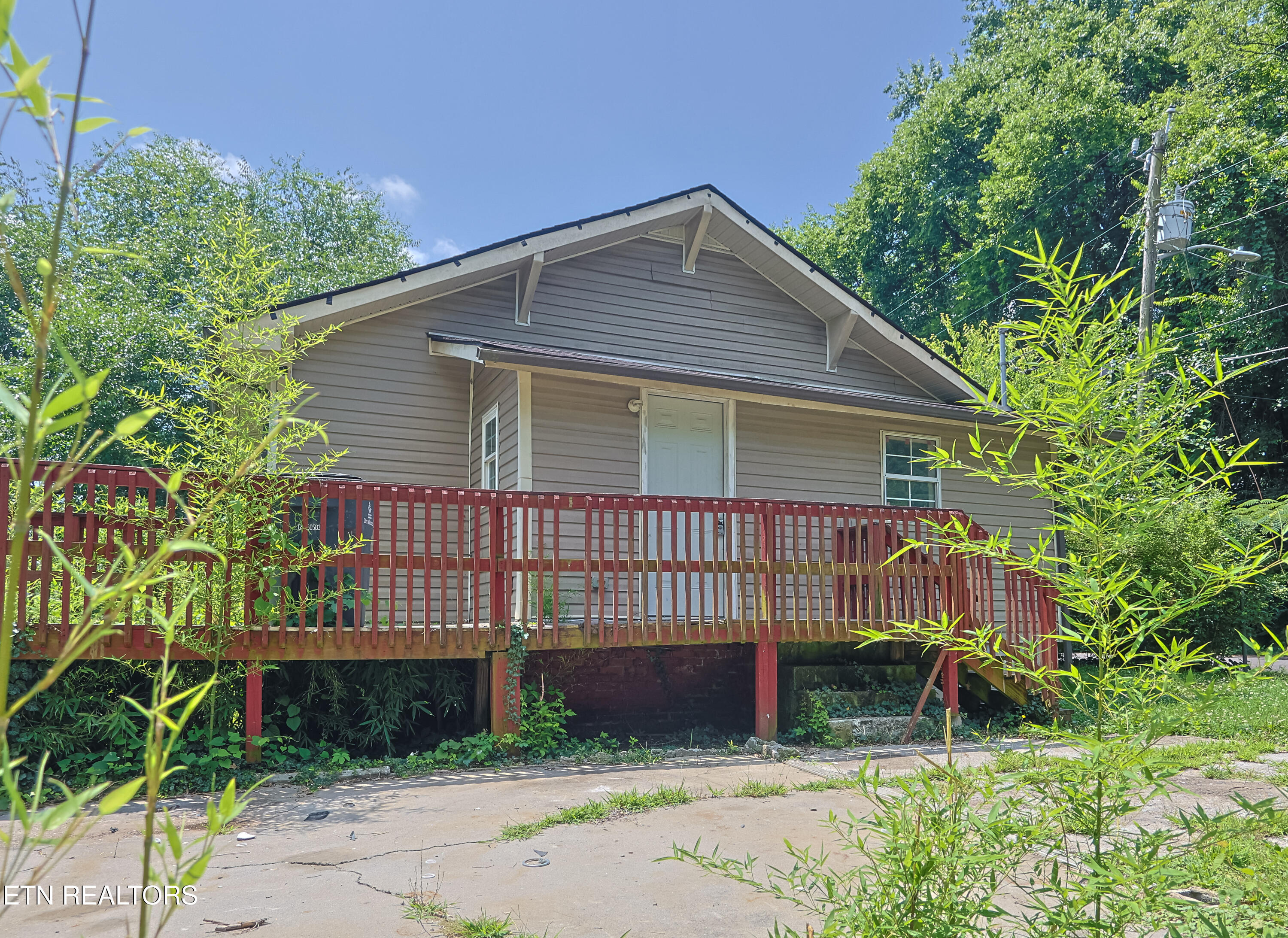 2201 Barker Avenue Knoxville TN 37915