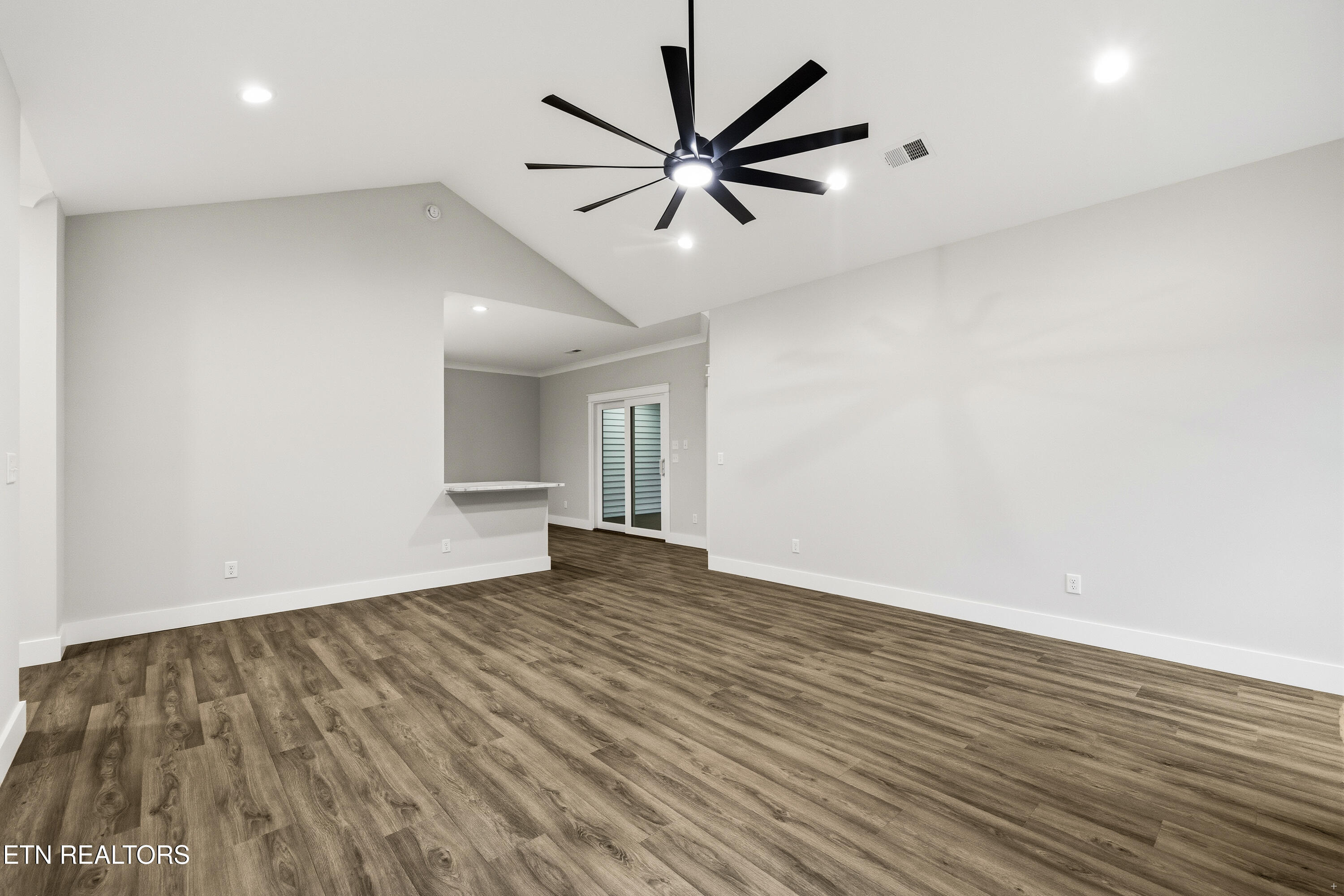 906 Fine Glen Drive Sevierville TN 37862