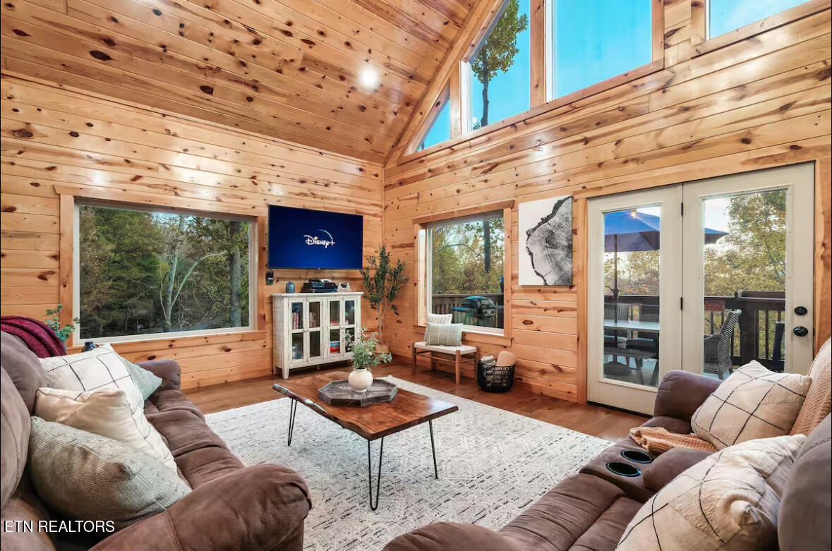 4536 Powdermill Estates Road Sevierville TN 37876