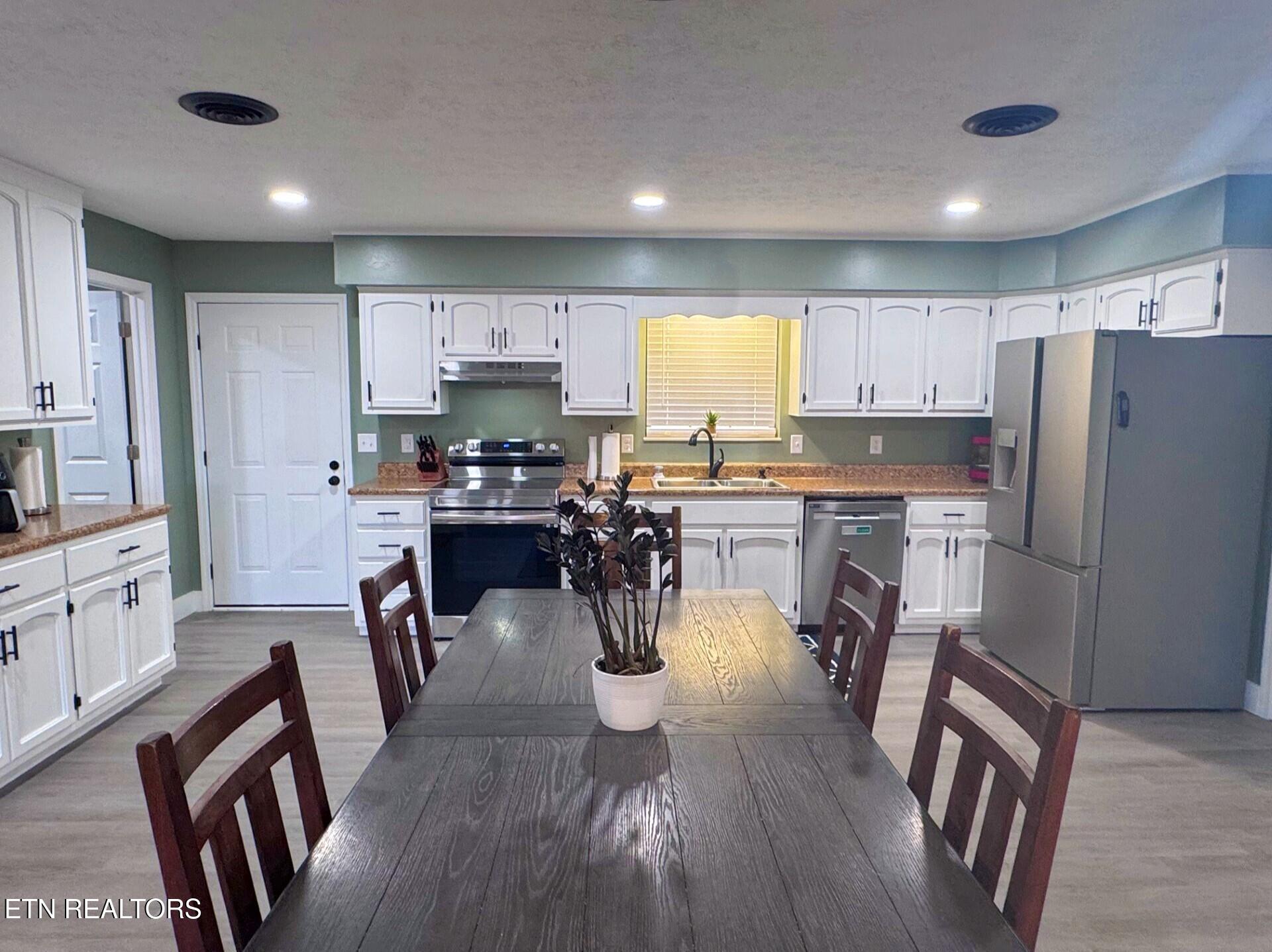 3633 Southfork Place Maryville TN 37801