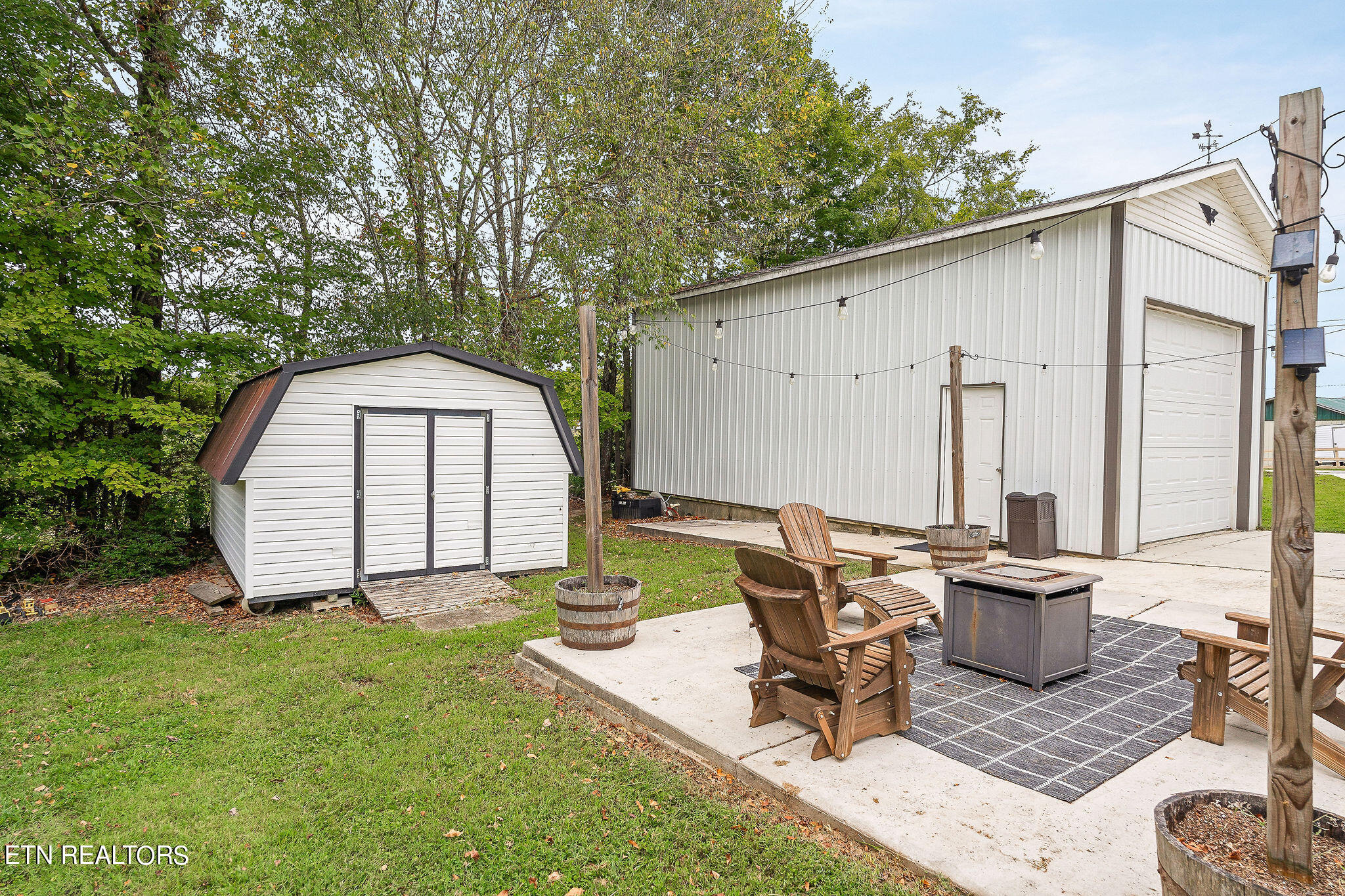 5283 Willow Grove Highway Allons TN 38541