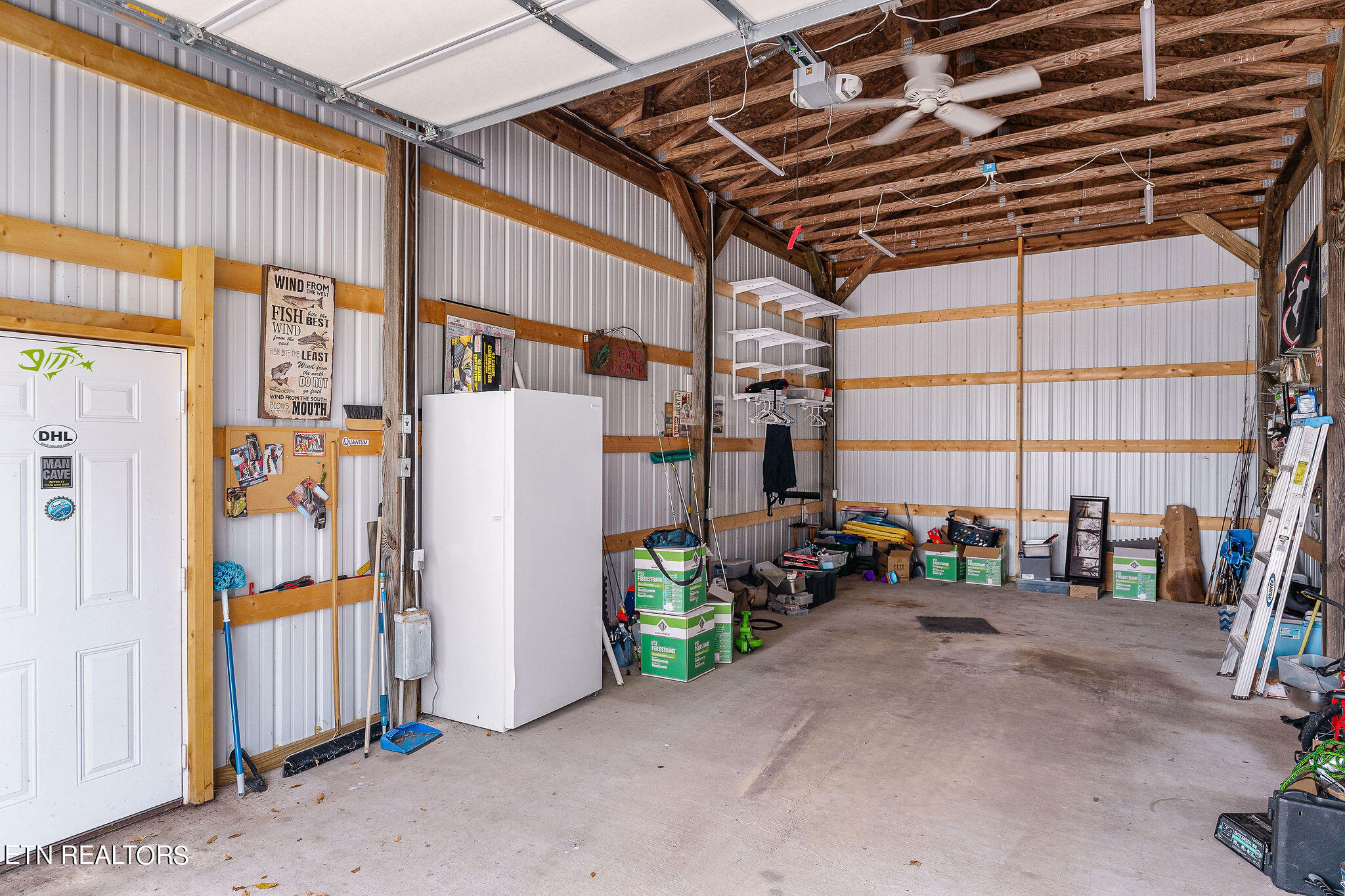 5283 Willow Grove Highway Allons TN 38541