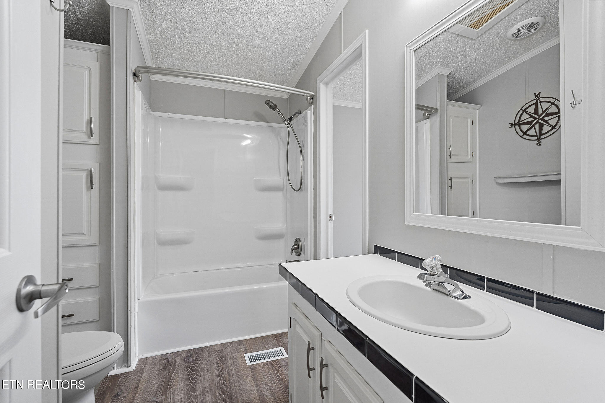 5283 Willow Grove Highway Allons TN 38541