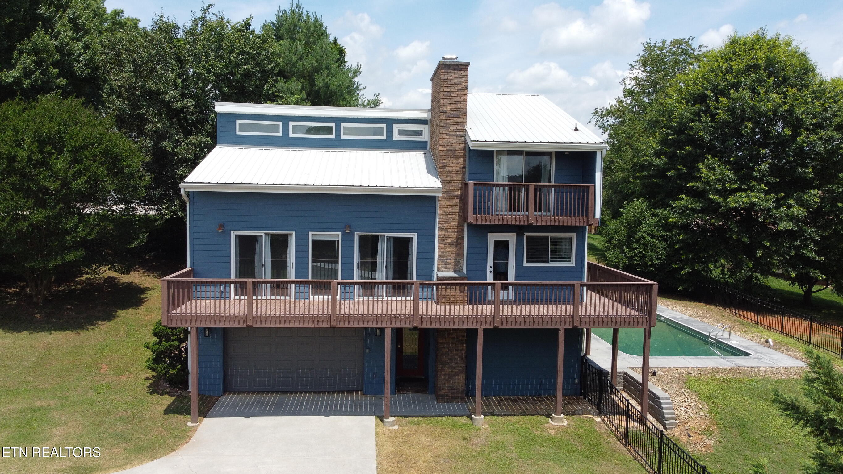 125 Orchard Crest Circle Clinton TN 37716