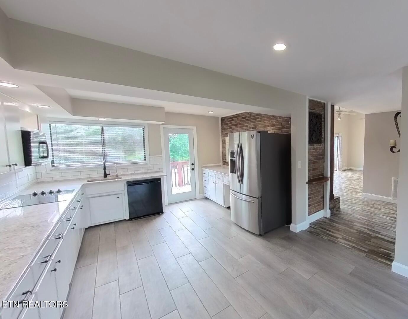125 Orchard Crest Circle Clinton TN 37716