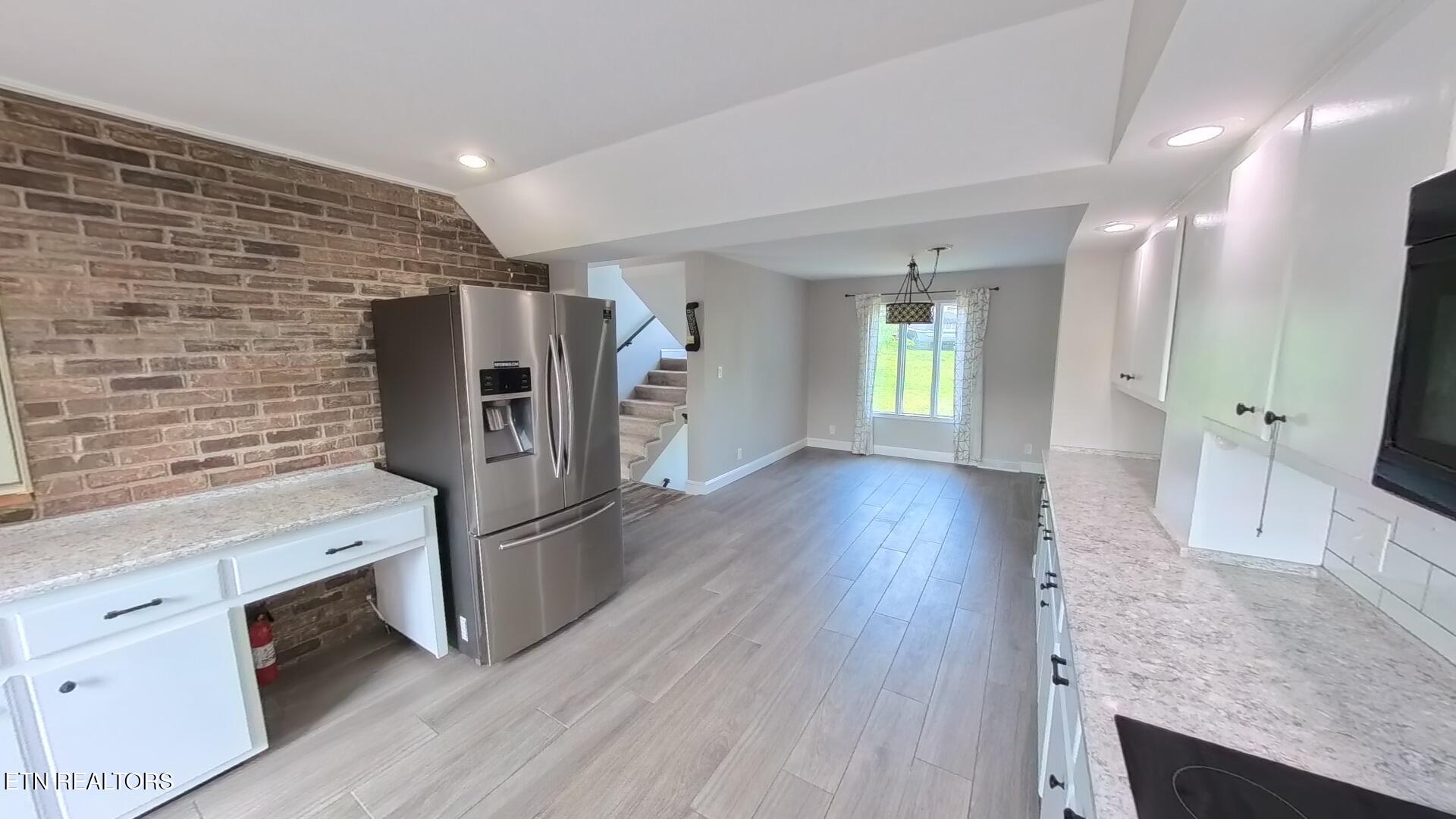 125 Orchard Crest Circle Clinton TN 37716