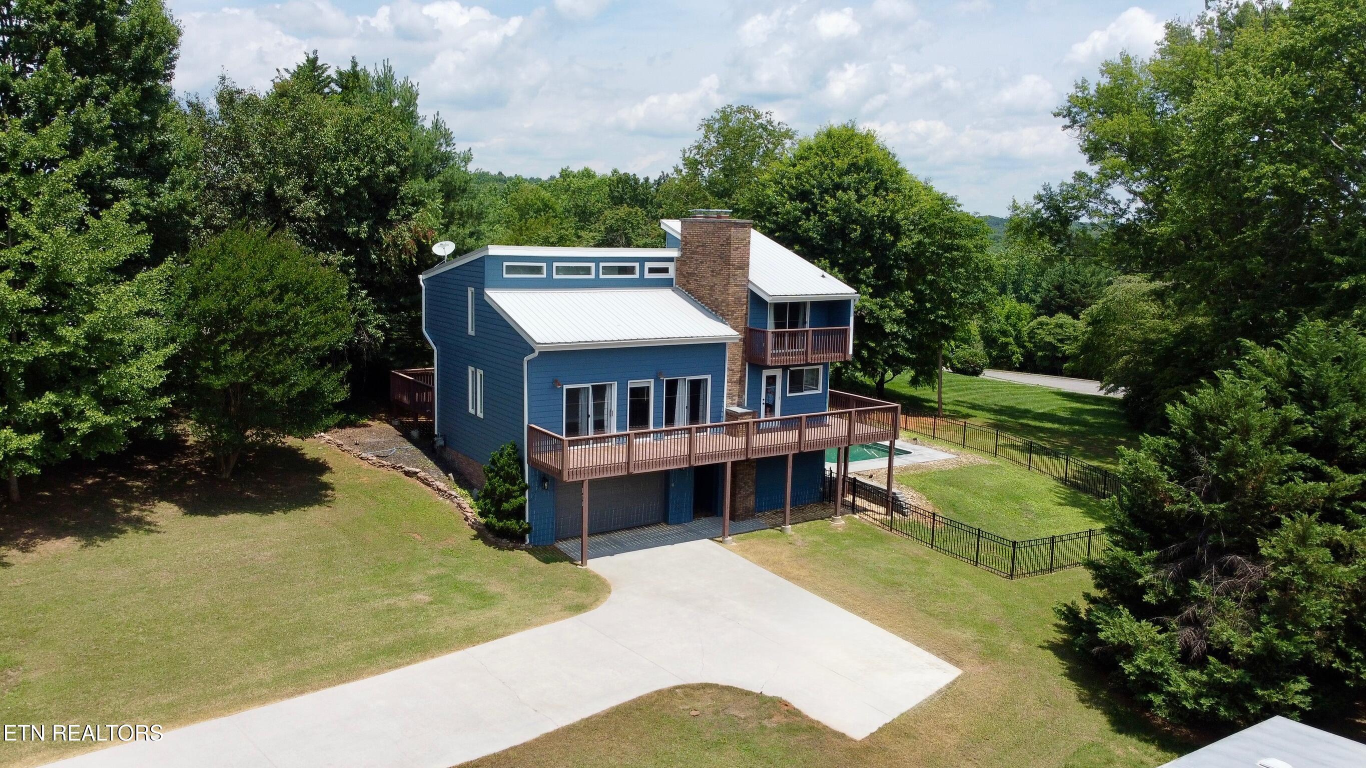 125 Orchard Crest Circle Clinton TN 37716
