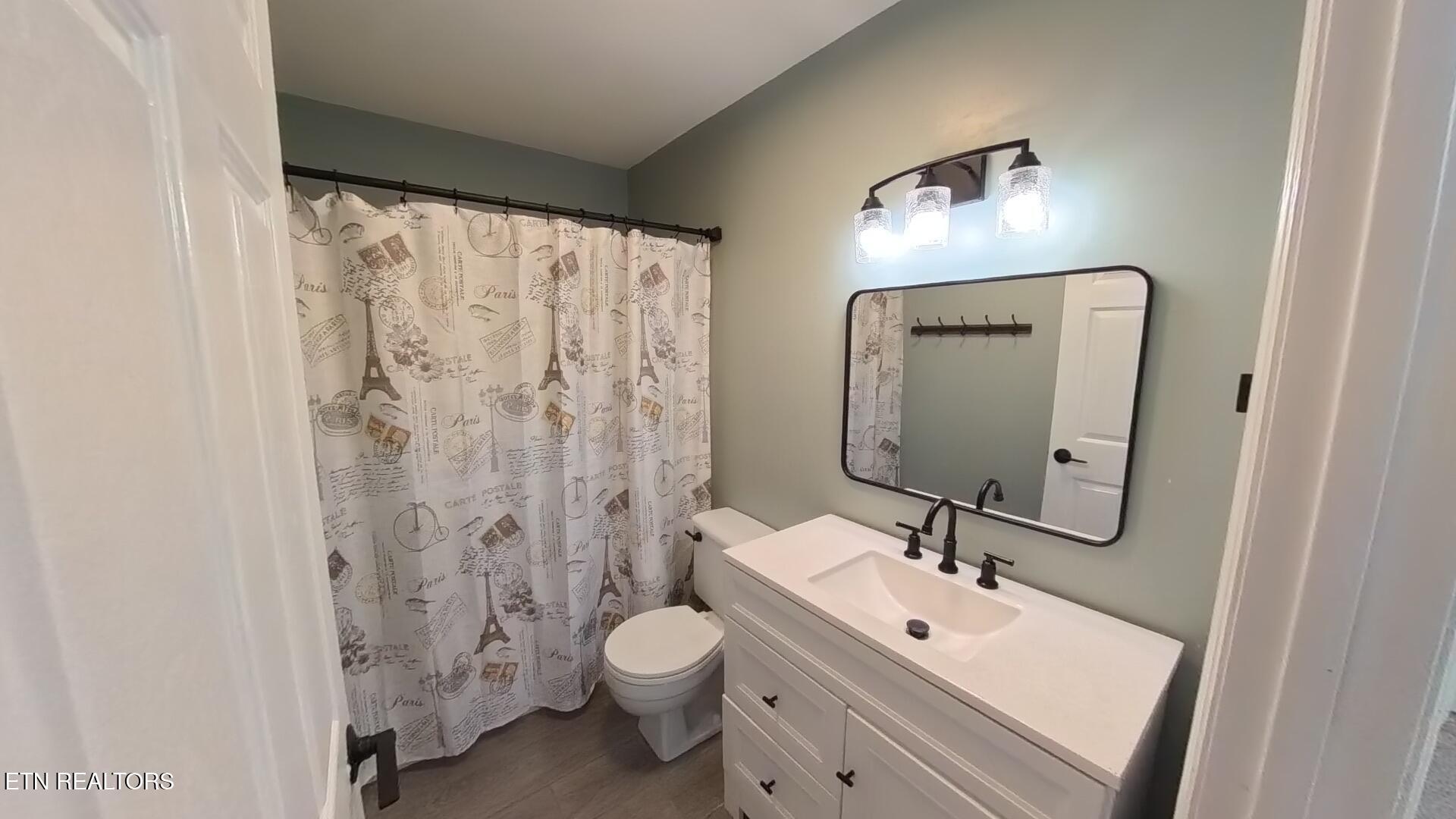 125 Orchard Crest Circle Clinton TN 37716