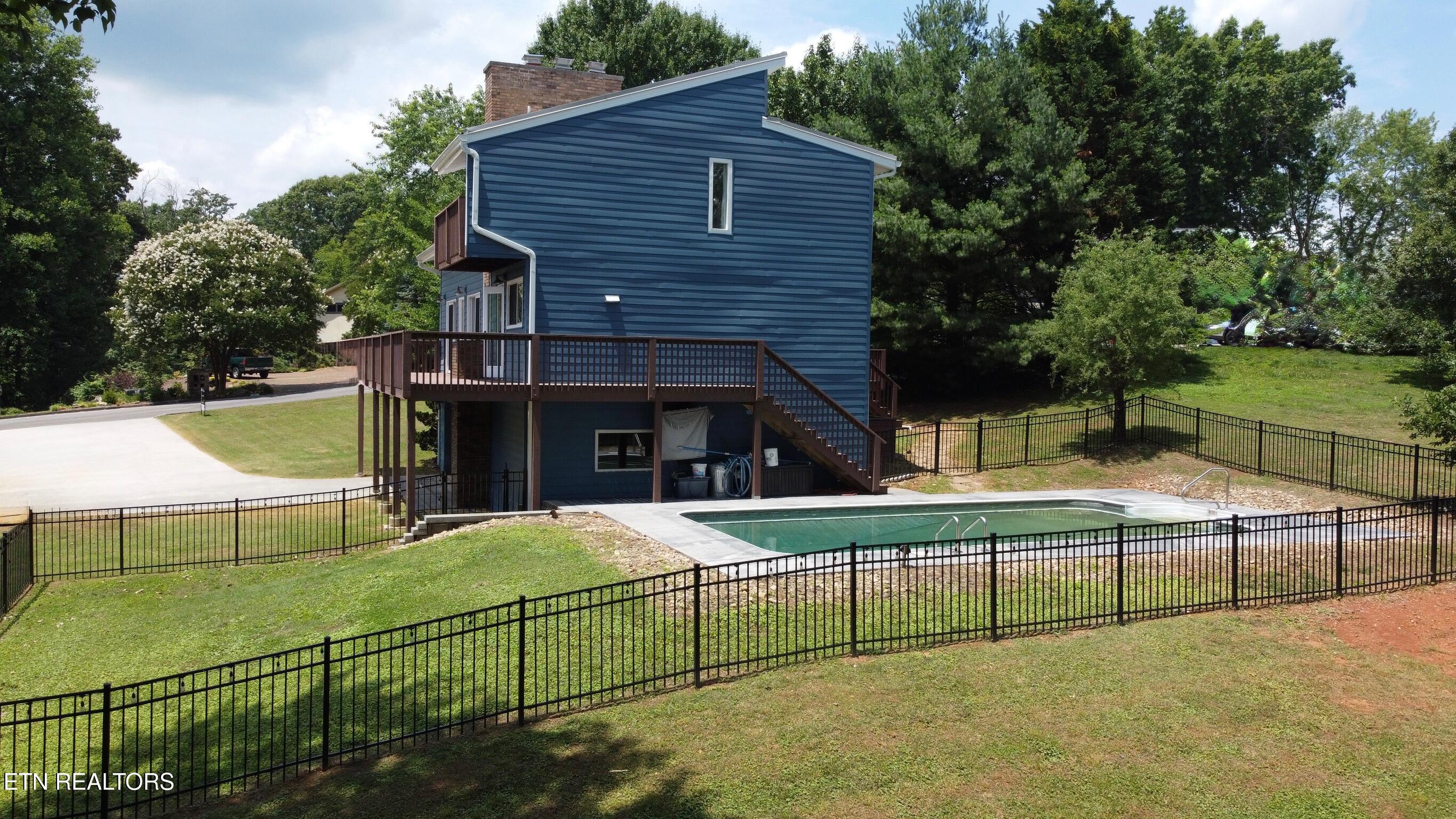 125 Orchard Crest Circle Clinton TN 37716