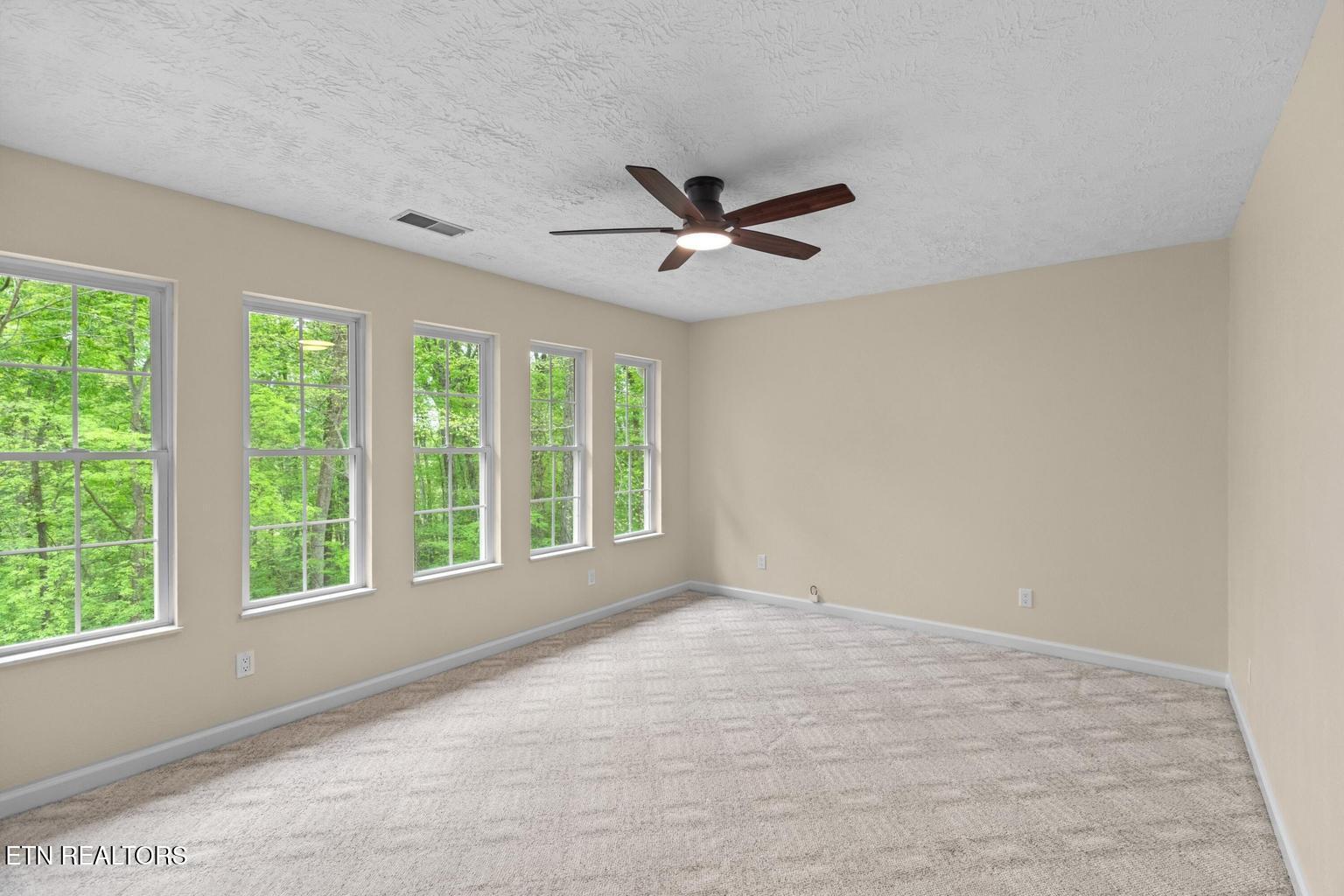 2180 Ranch Road Dandridge TN 37725