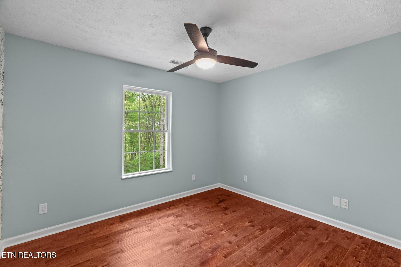 2180 Ranch Road Dandridge TN 37725