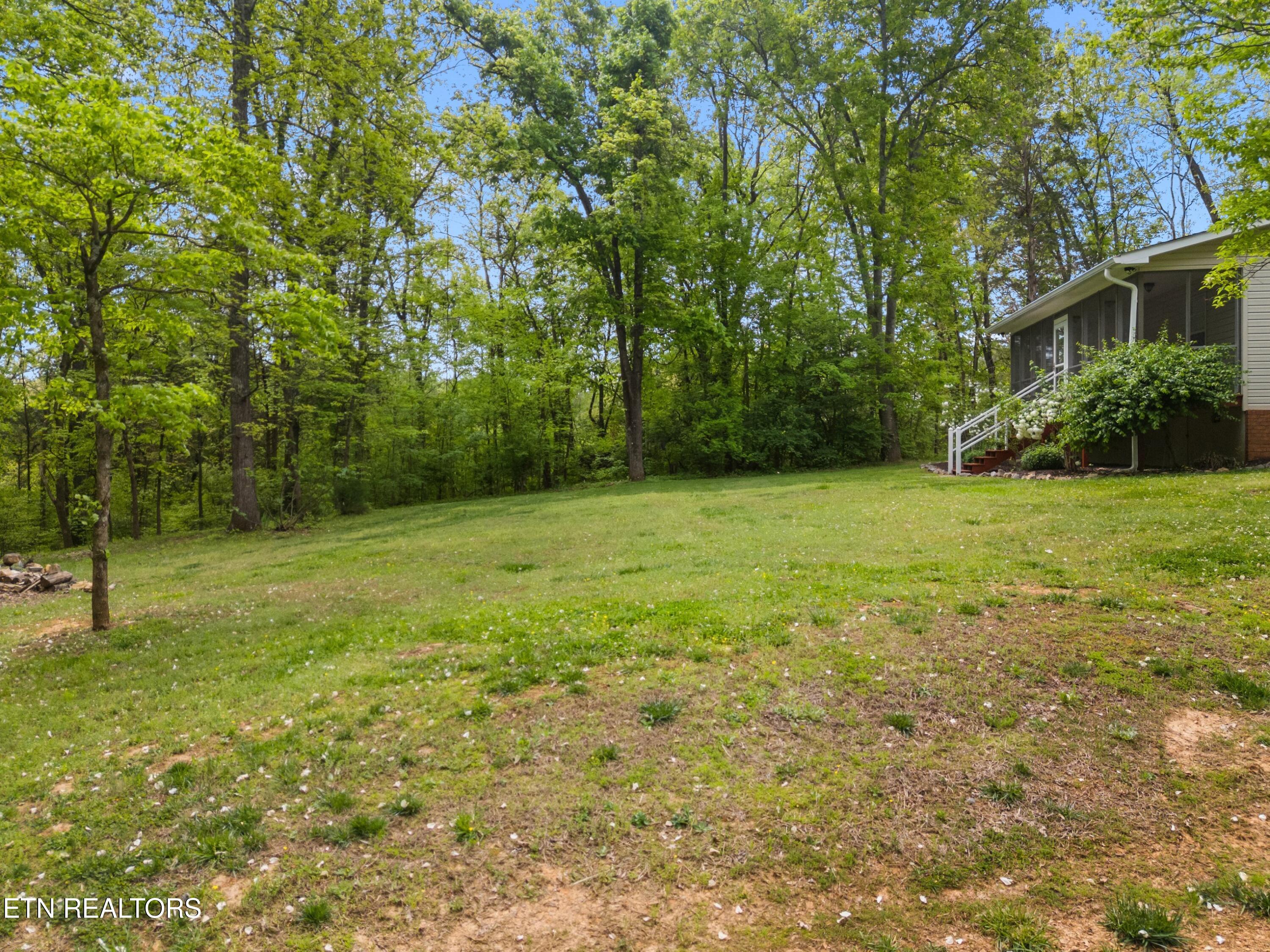 2180 Ranch Road Dandridge TN 37725