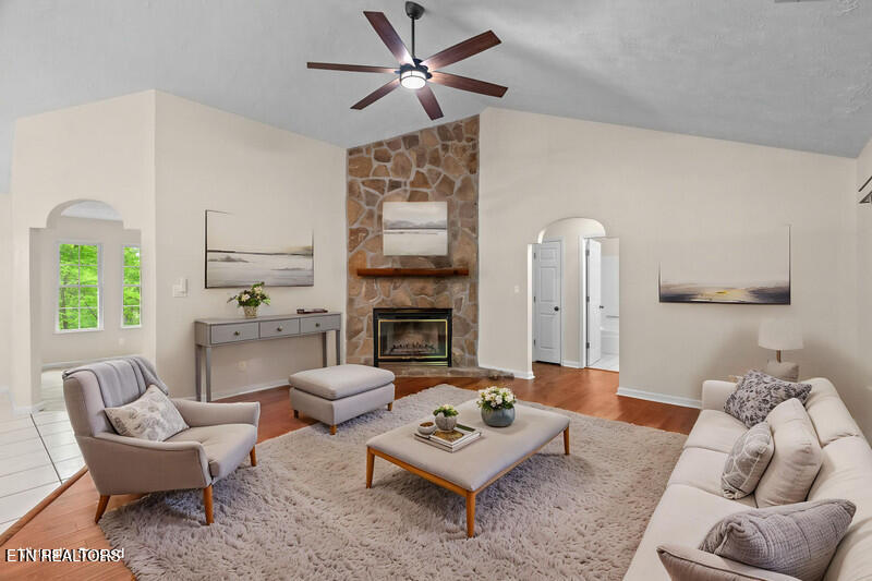 2180 Ranch Road Dandridge TN 37725