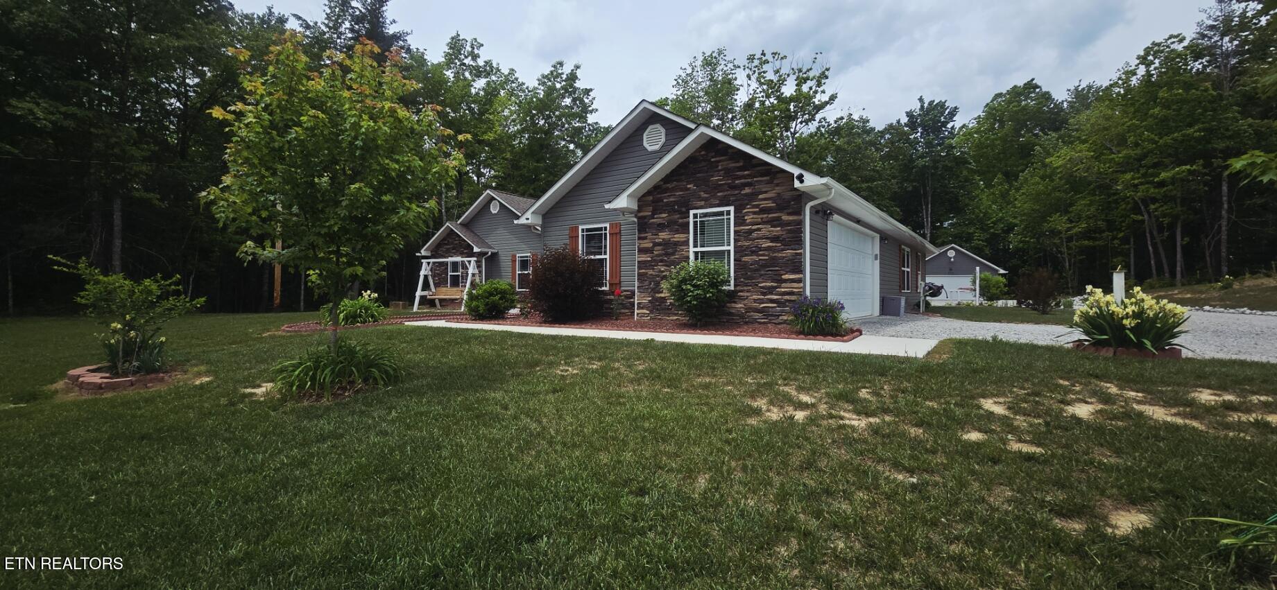 354 Kayla Lane Oneida TN 37841