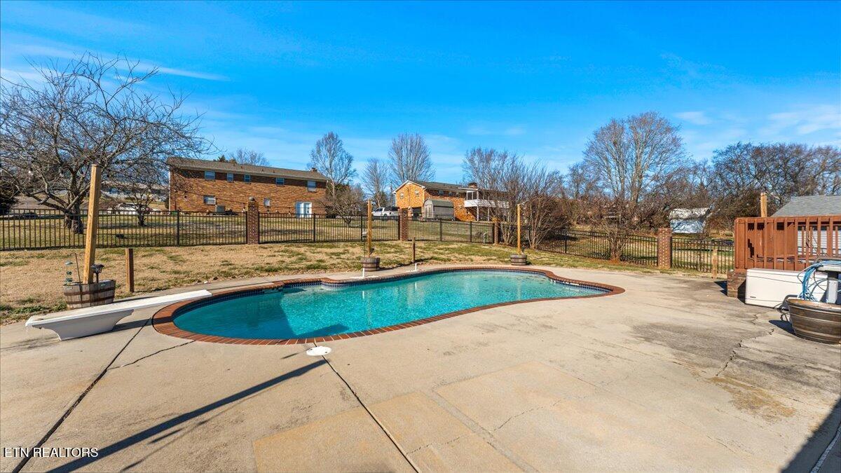 406 Iroquois Lane Seymour TN 37865
