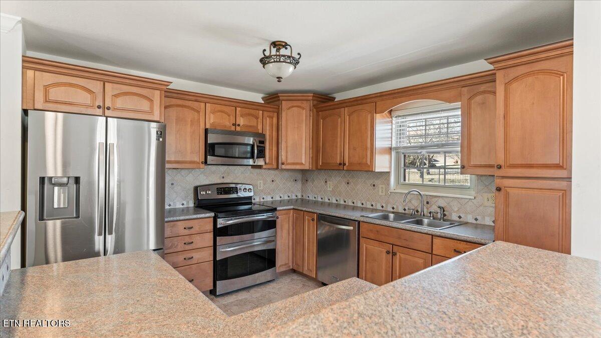 406 Iroquois Lane Seymour TN 37865