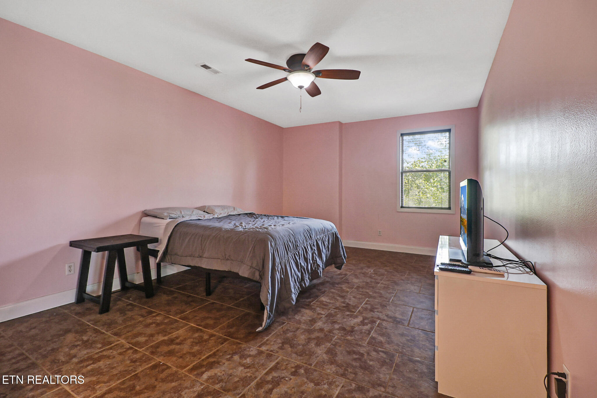 169 Catoosa Canyon Drive Crossville TN 38571