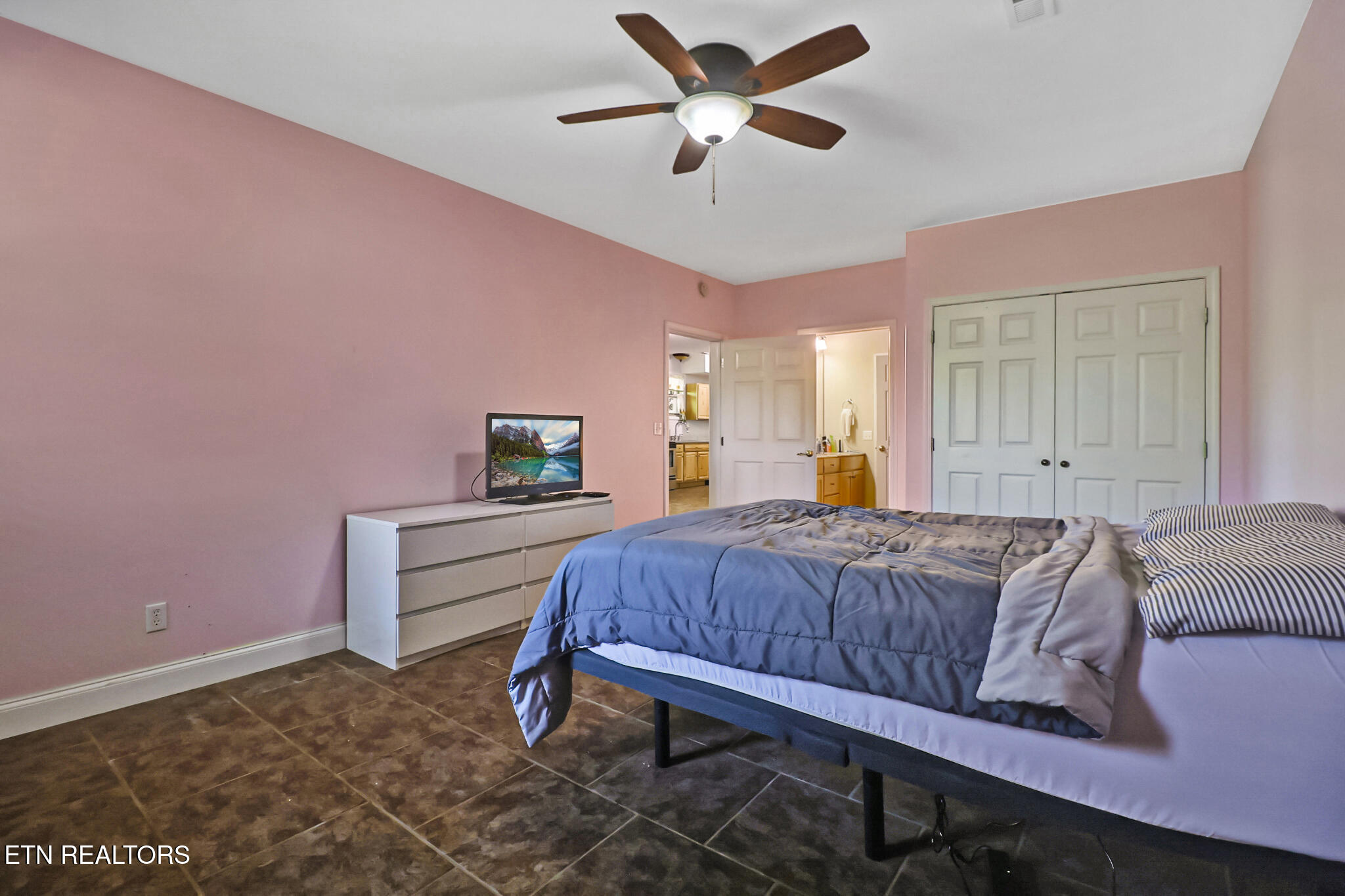 169 Catoosa Canyon Drive Crossville TN 38571