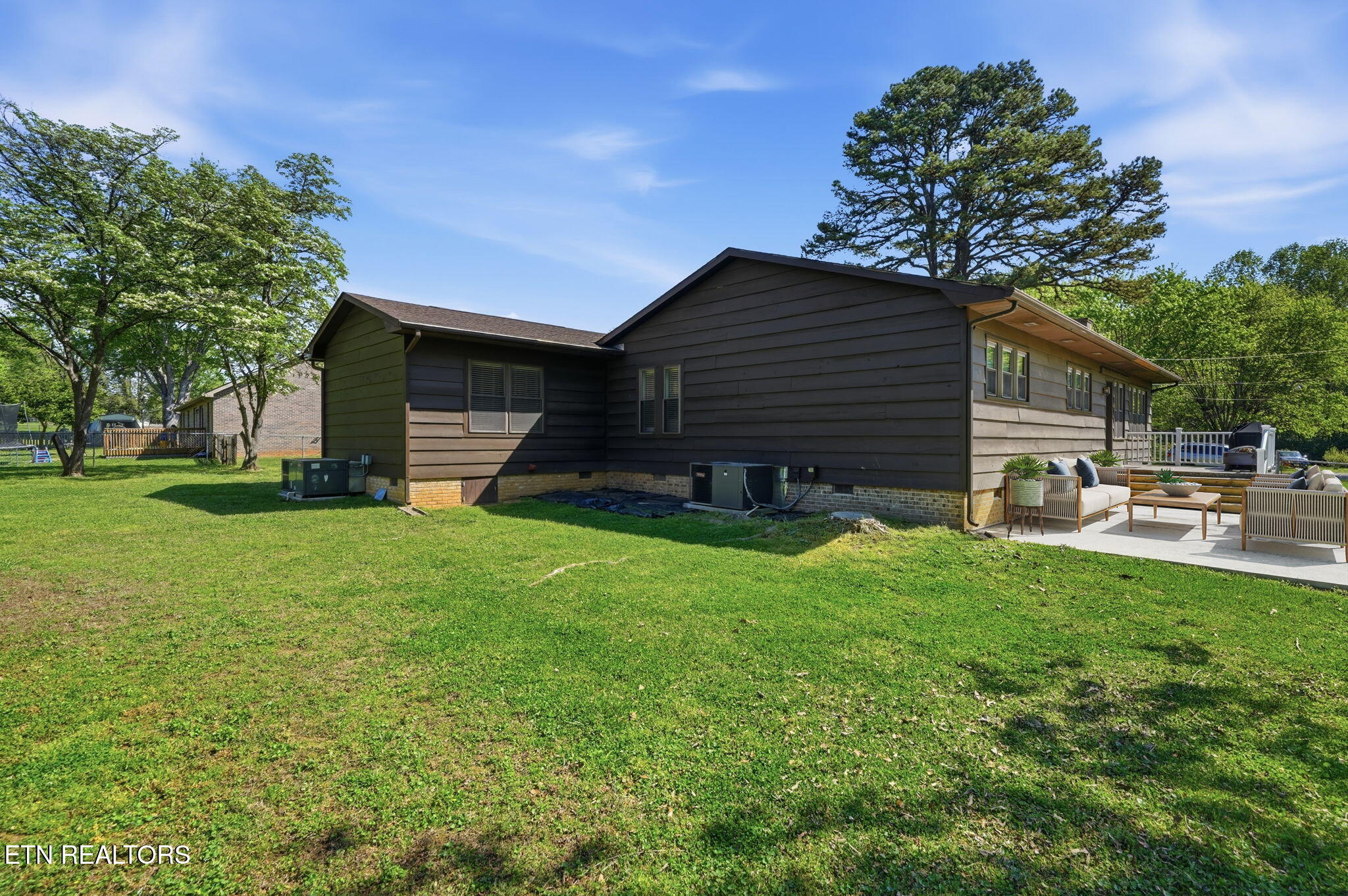 227 Leniz Drive Maryville TN 37803