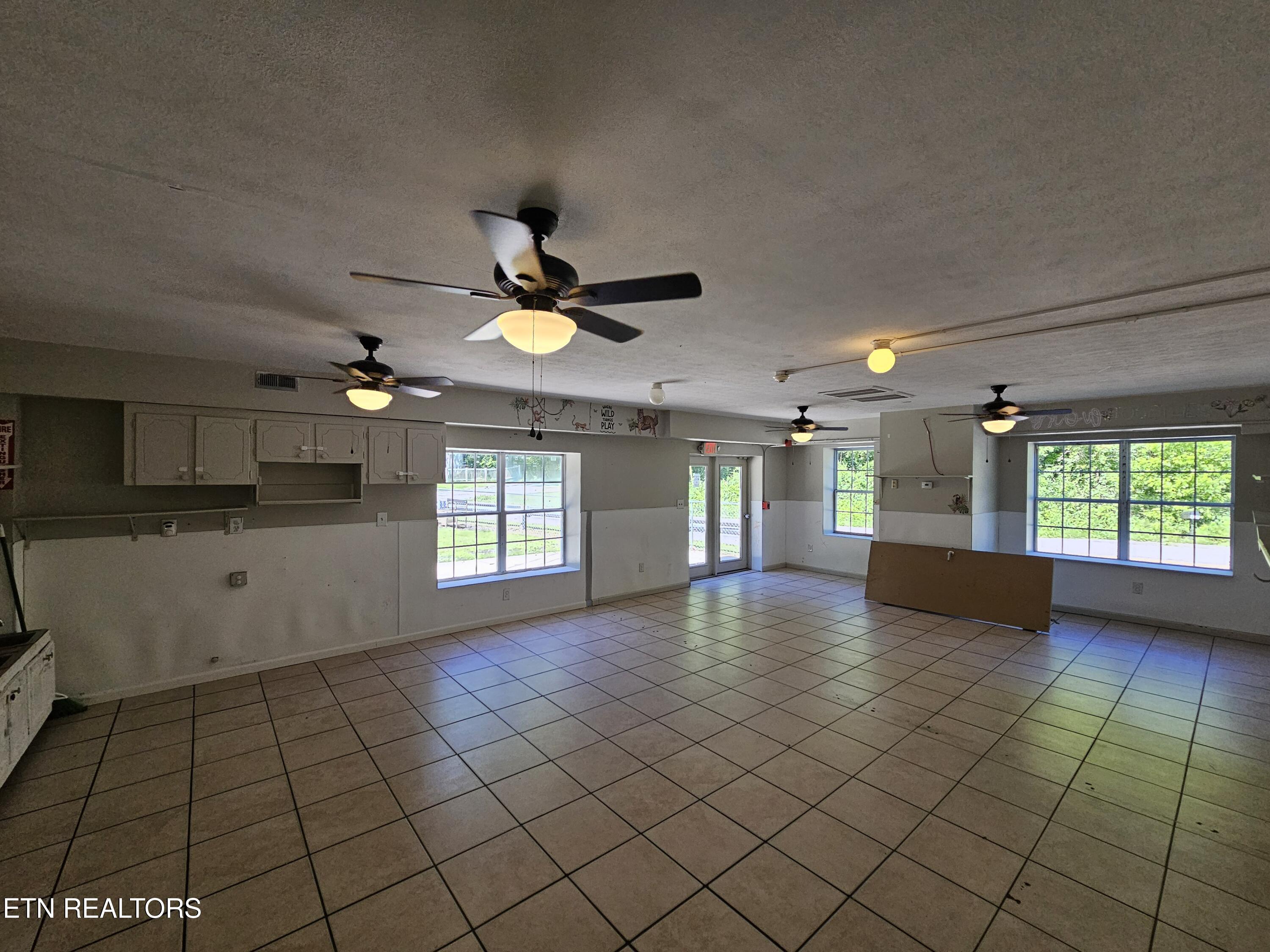 607 Old Tacora Hills Road Clinton TN 37716