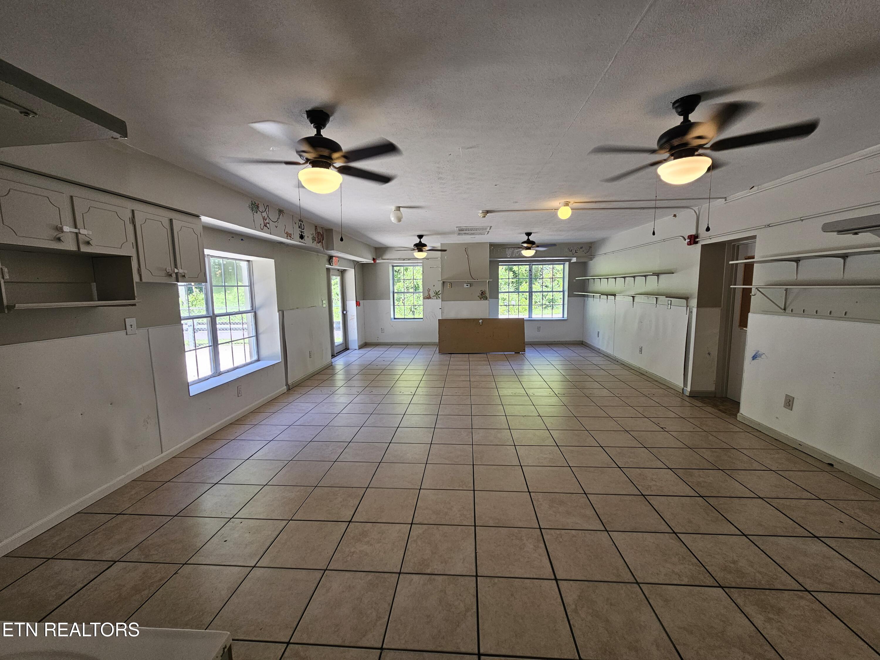 607 Old Tacora Hills Road Clinton TN 37716