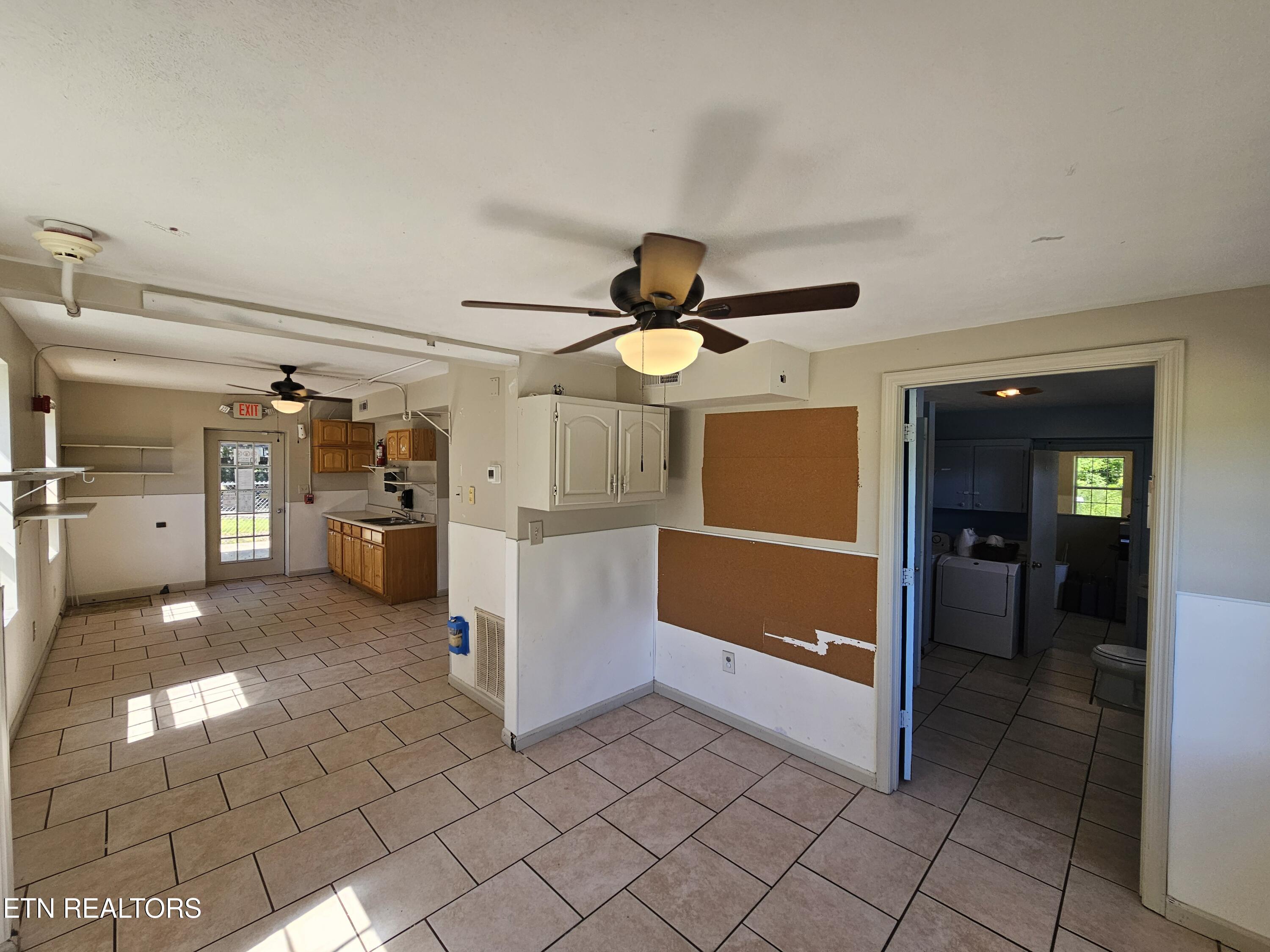 607 Old Tacora Hills Road Clinton TN 37716