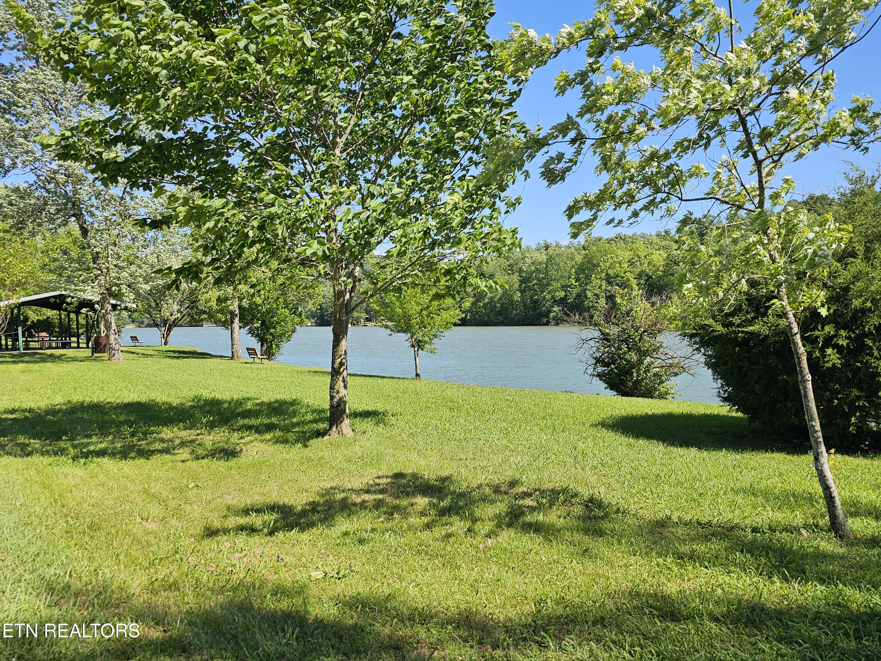 607 Old Tacora Hills Road Clinton TN 37716