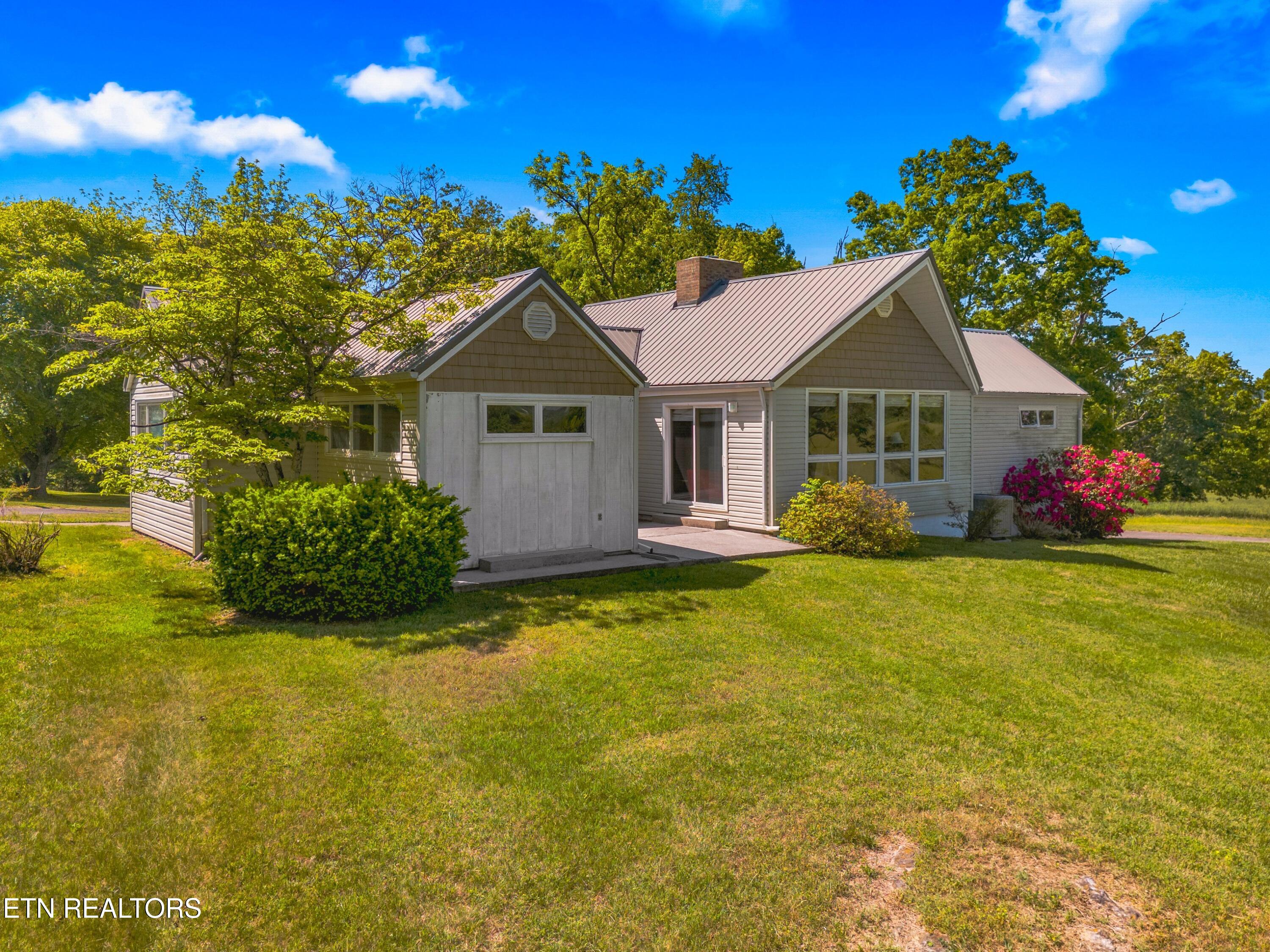 1456 C H Rankin Road White Pine TN 37890