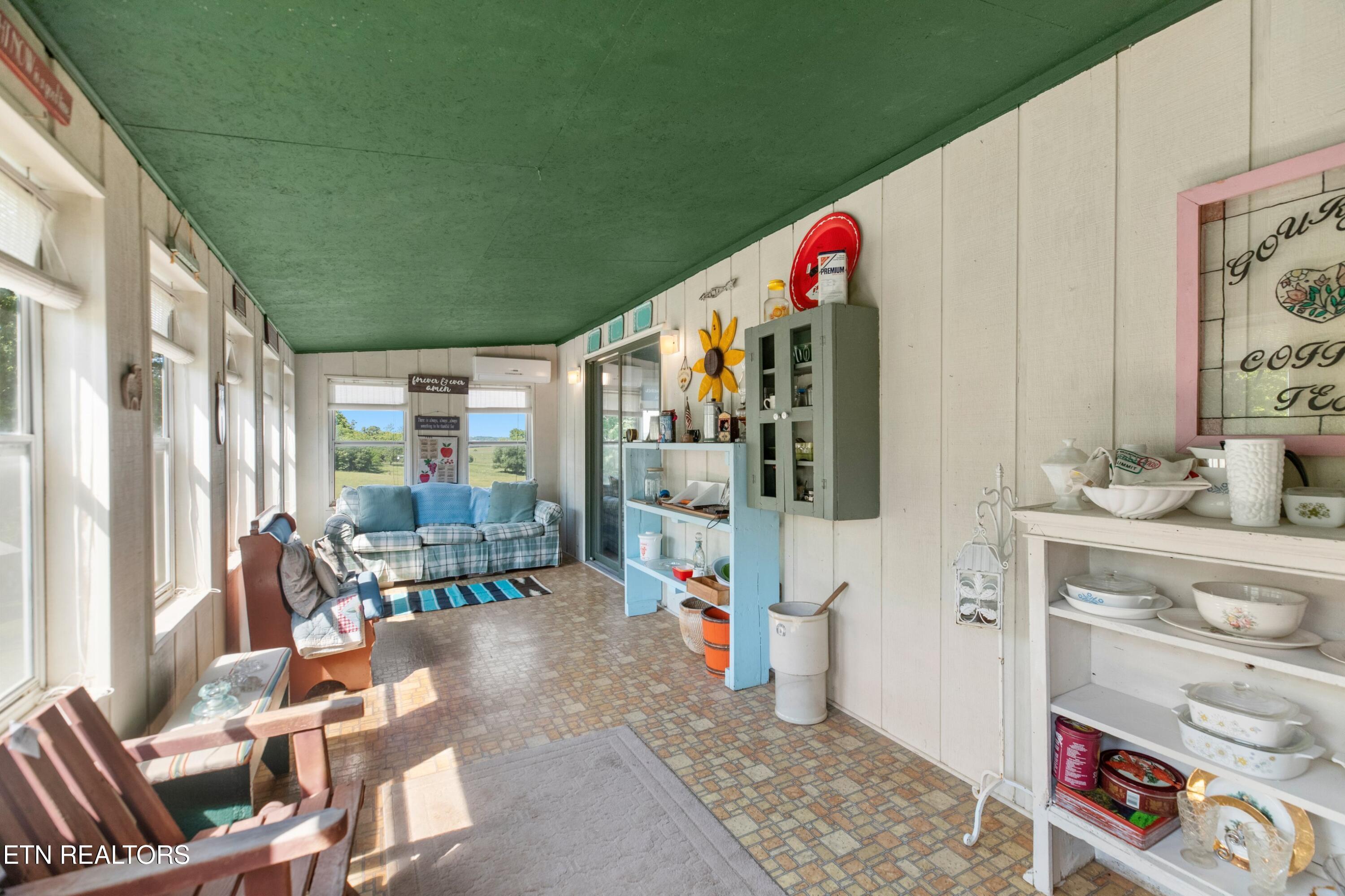 1456 C H Rankin Road White Pine TN 37890