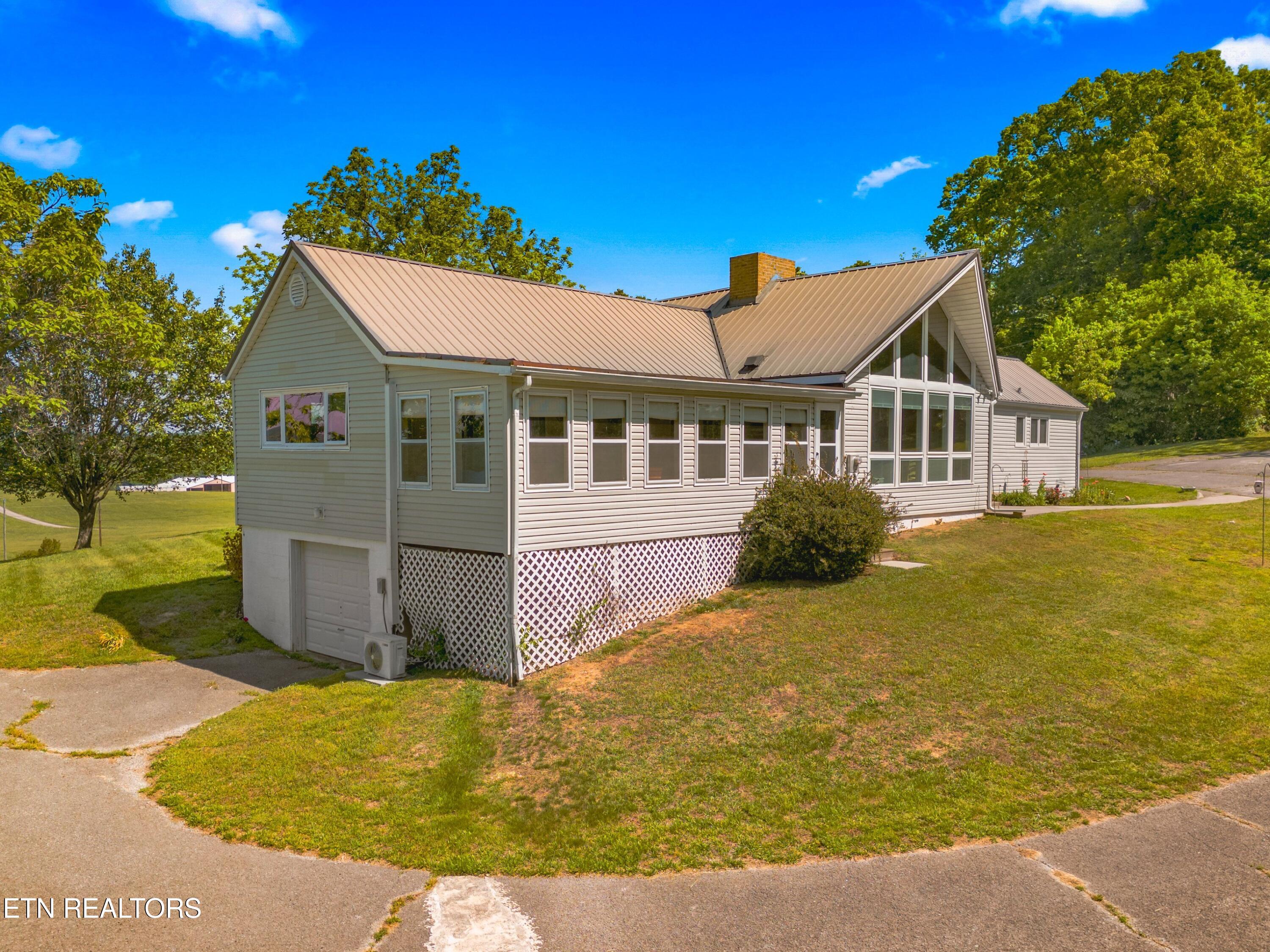 1456 C H Rankin Road White Pine TN 37890
