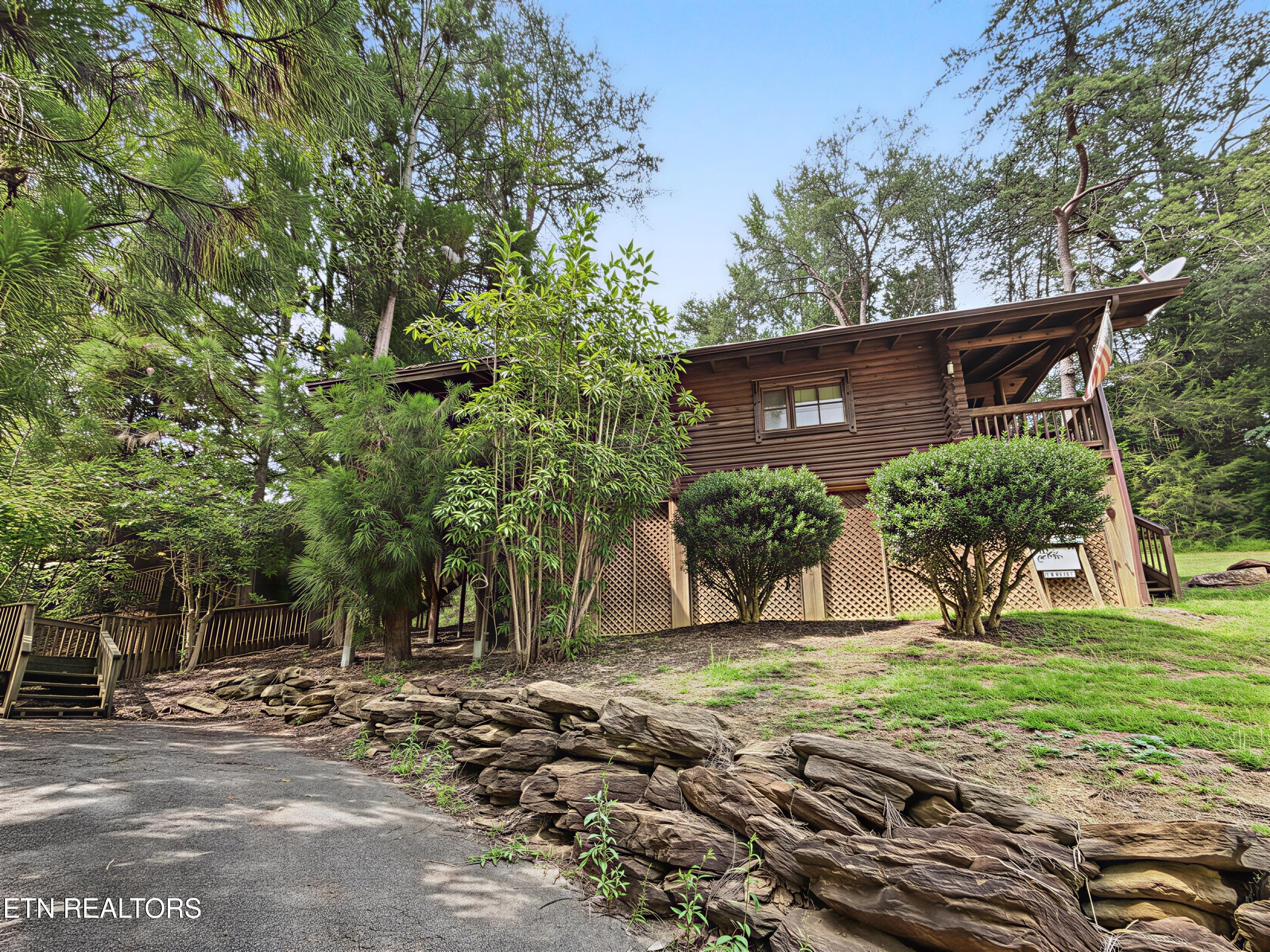 165 N Smoky Mountain Way Sevierville TN 37876