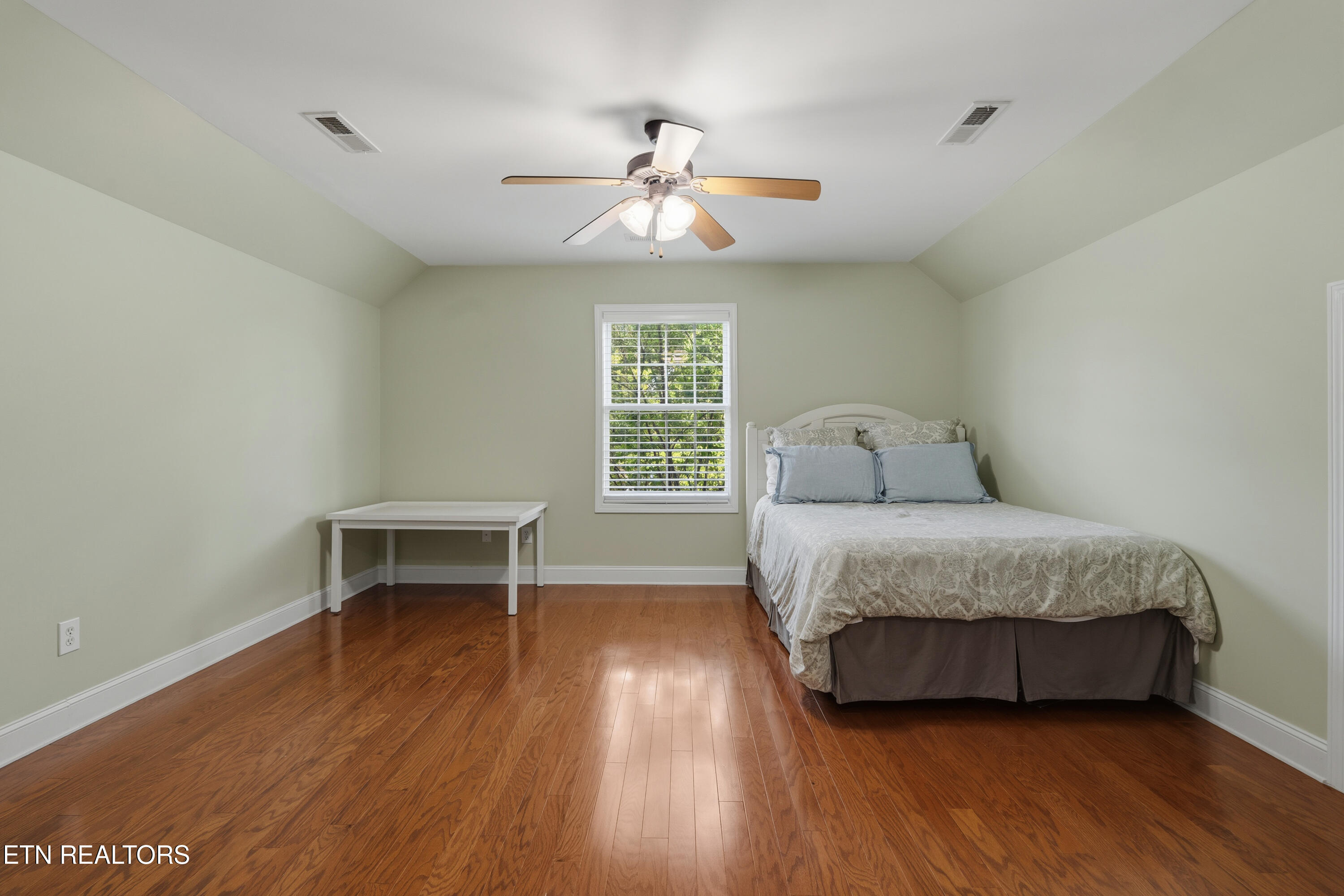 10422 Meadow Ridges Lane Knoxville TN 37922