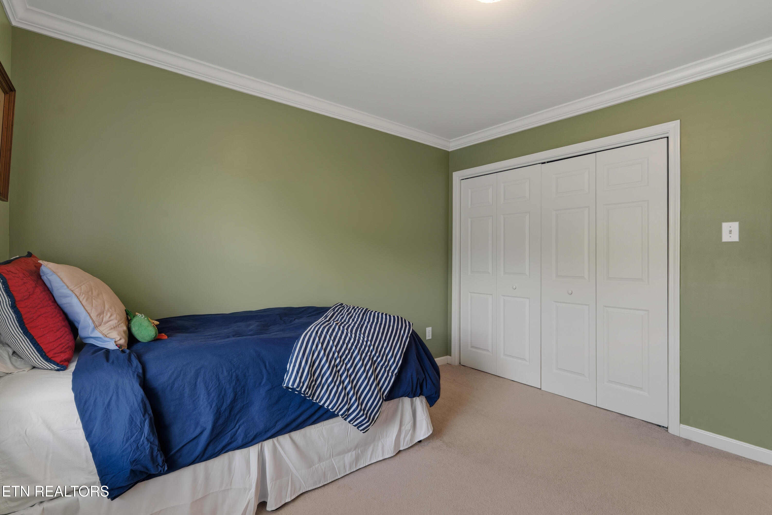10422 Meadow Ridges Lane Knoxville TN 37922