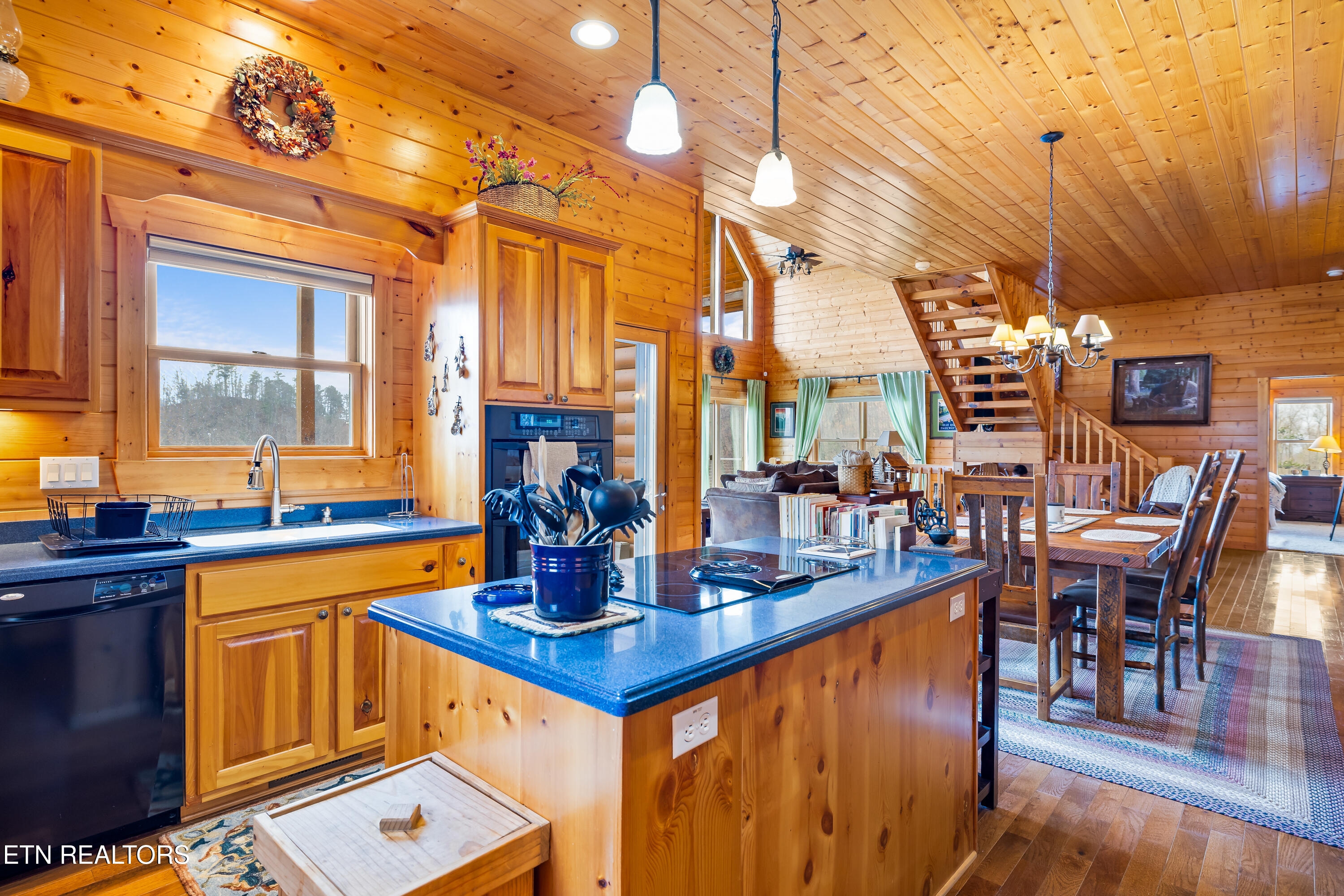1184 Fawn Hollow Trail Townsend TN 37882