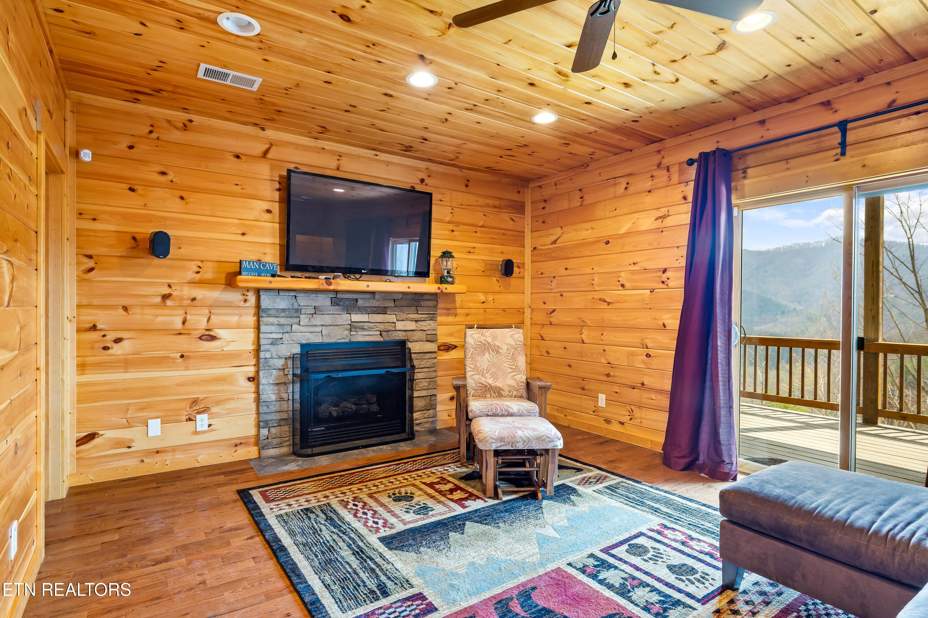 1184 Fawn Hollow Trail Townsend TN 37882