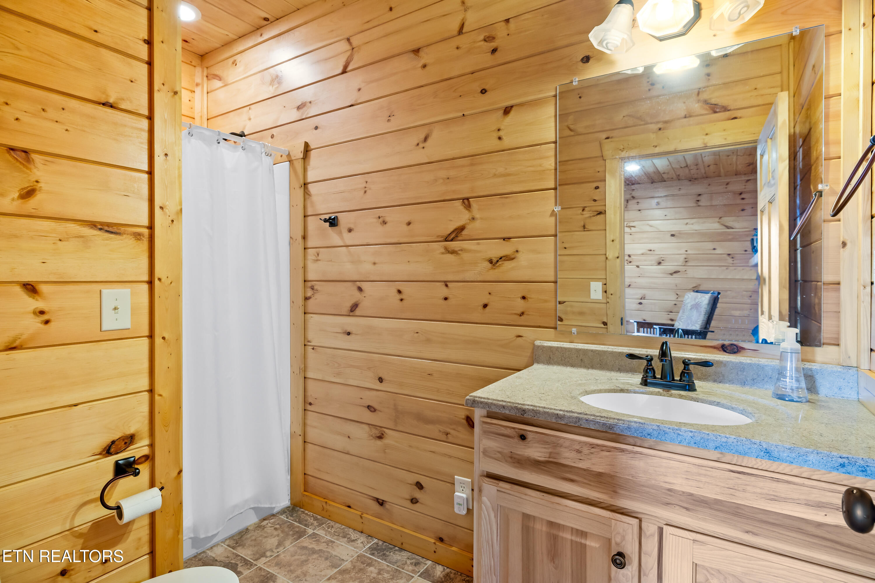 1184 Fawn Hollow Trail Townsend TN 37882