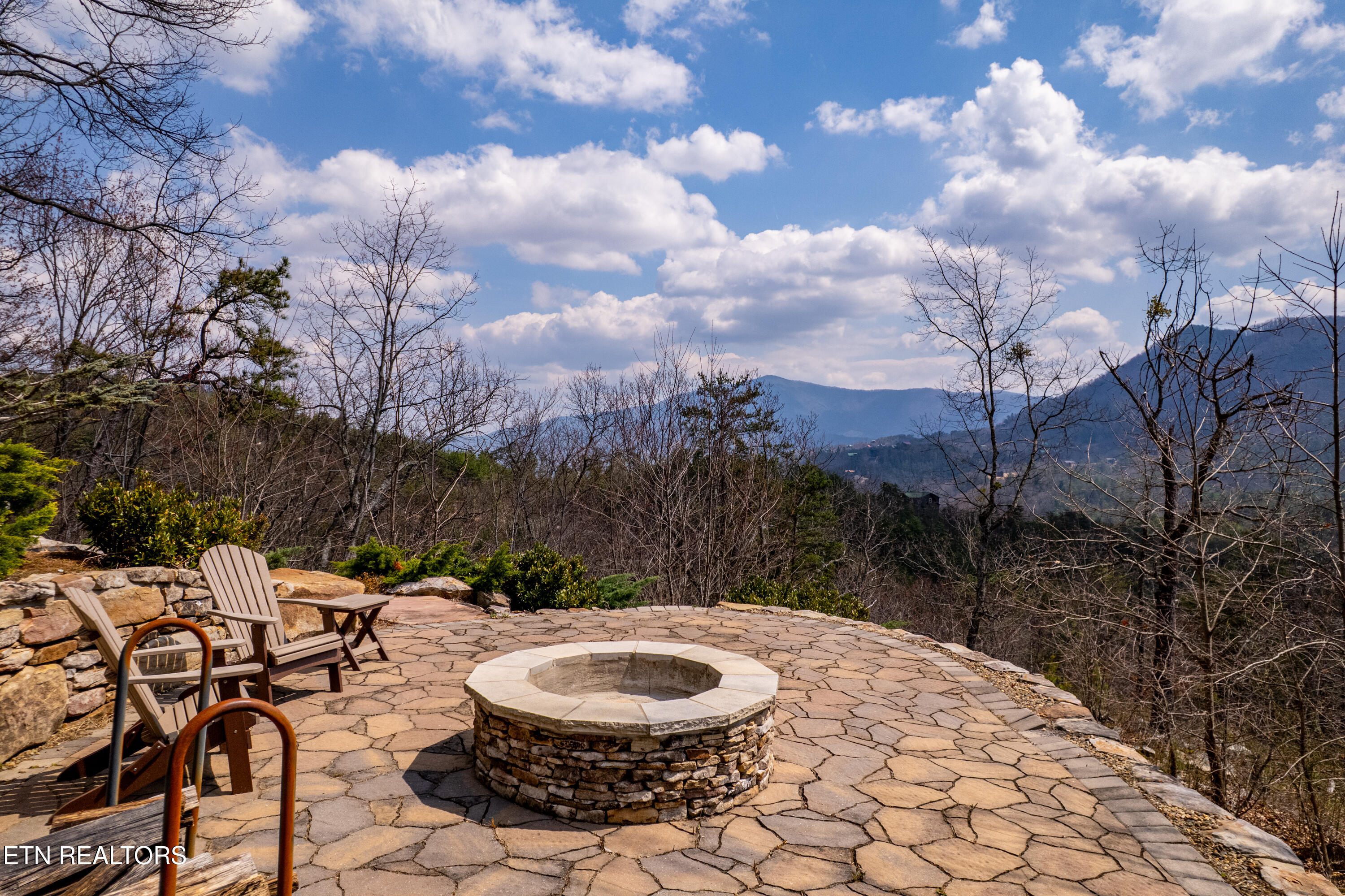 1184 Fawn Hollow Trail Townsend TN 37882