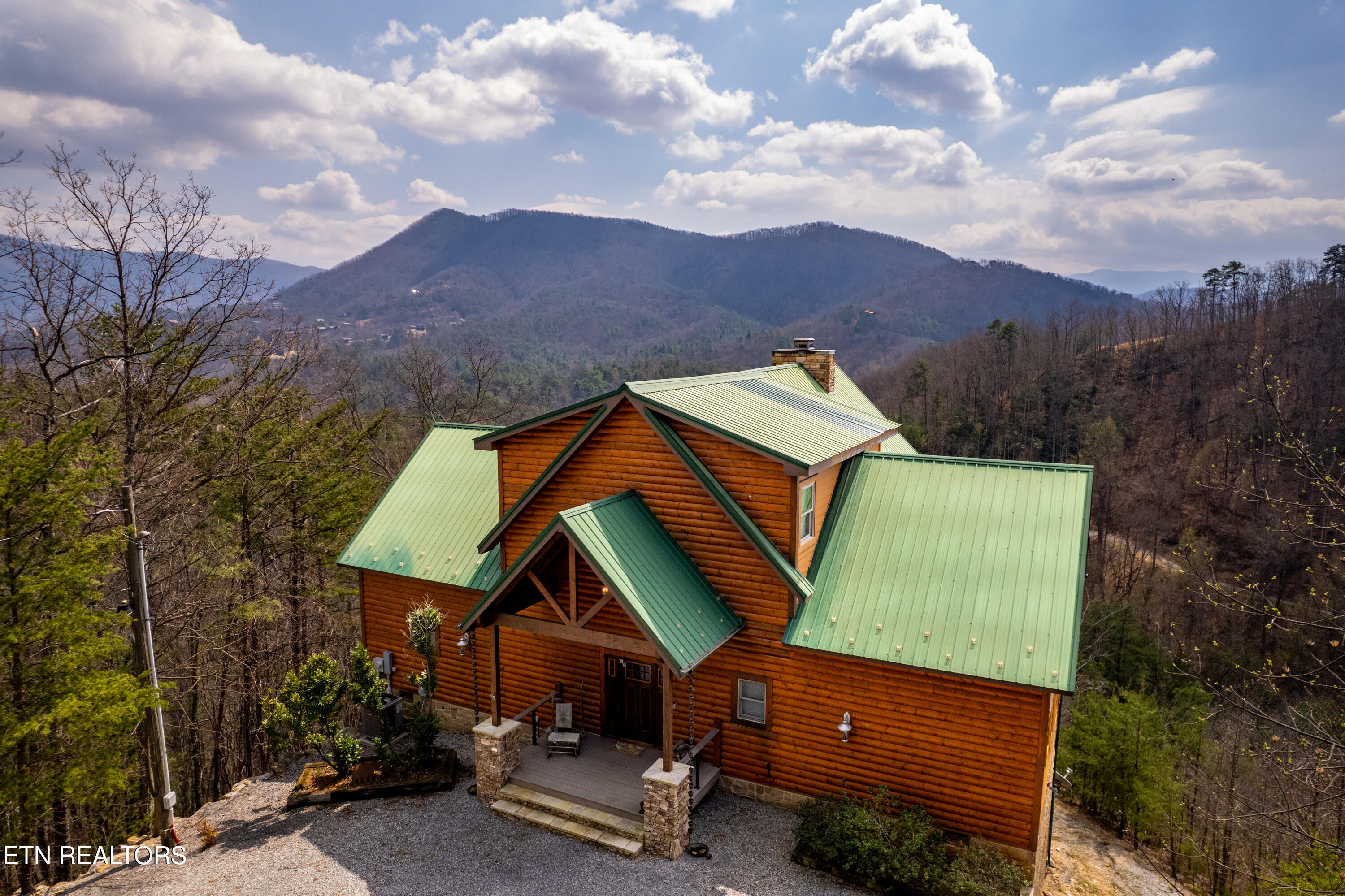 1184 Fawn Hollow Trail Townsend TN 37882