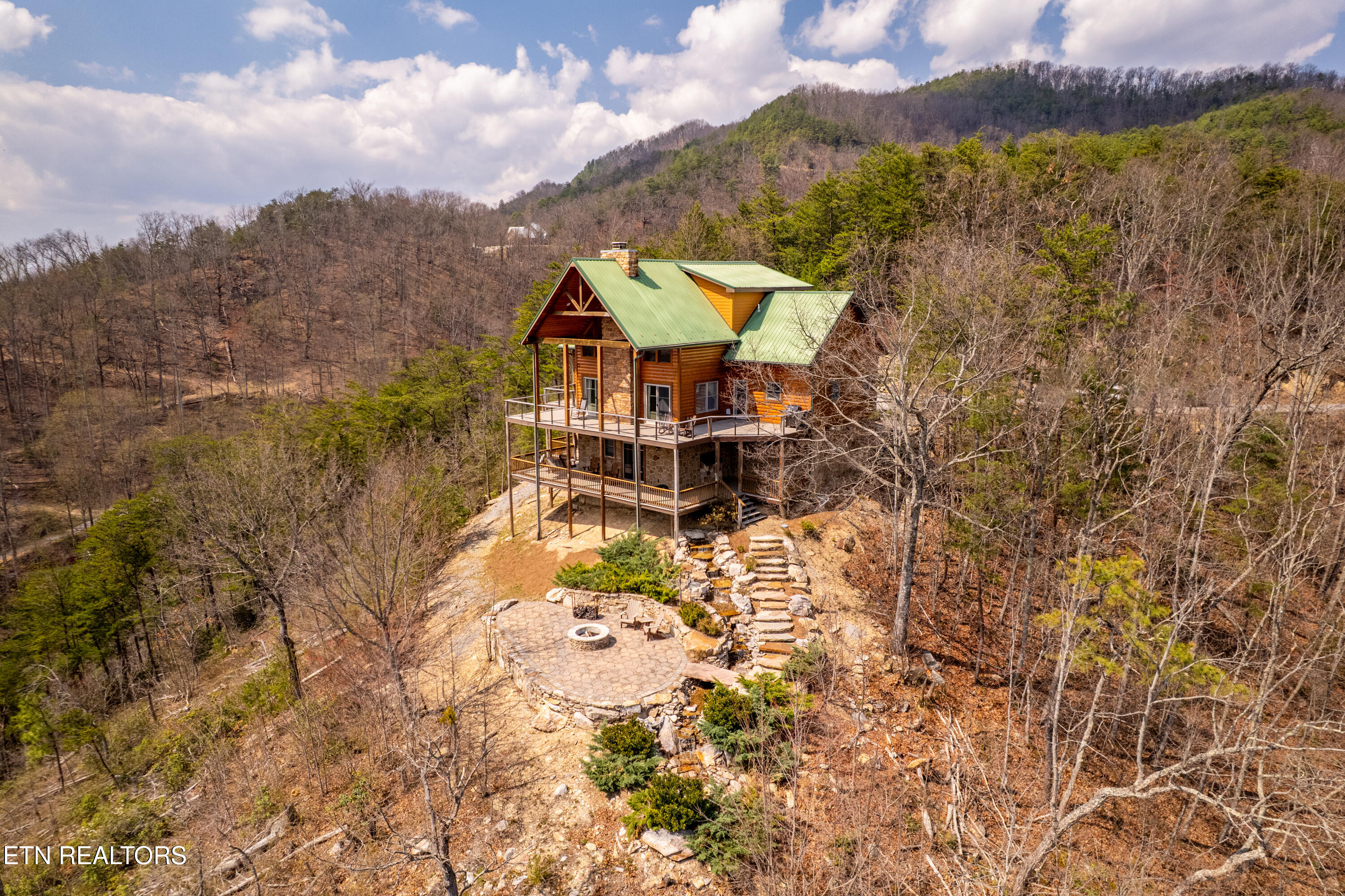 1184 Fawn Hollow Trail Townsend TN 37882