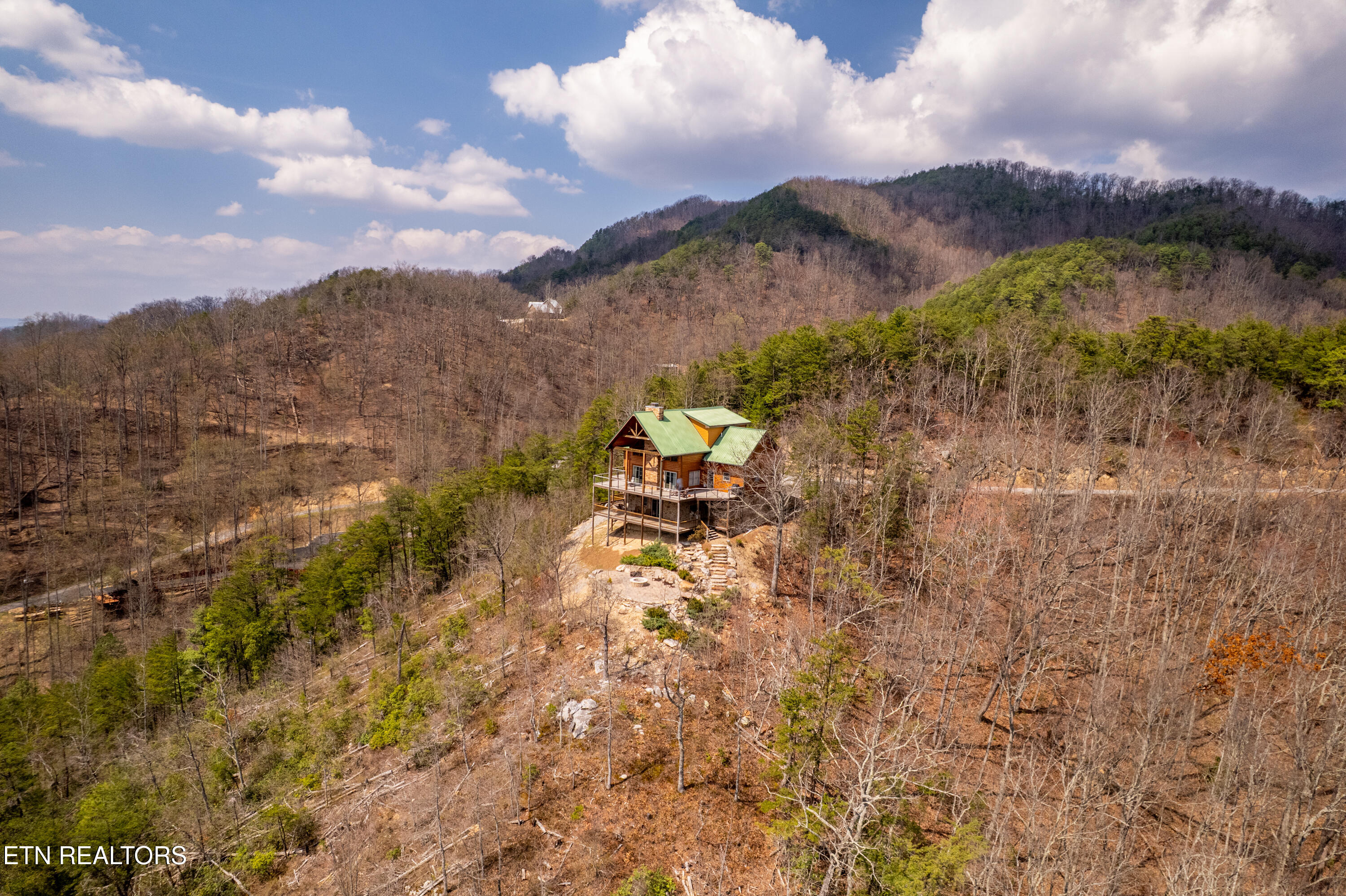 1184 Fawn Hollow Trail Townsend TN 37882